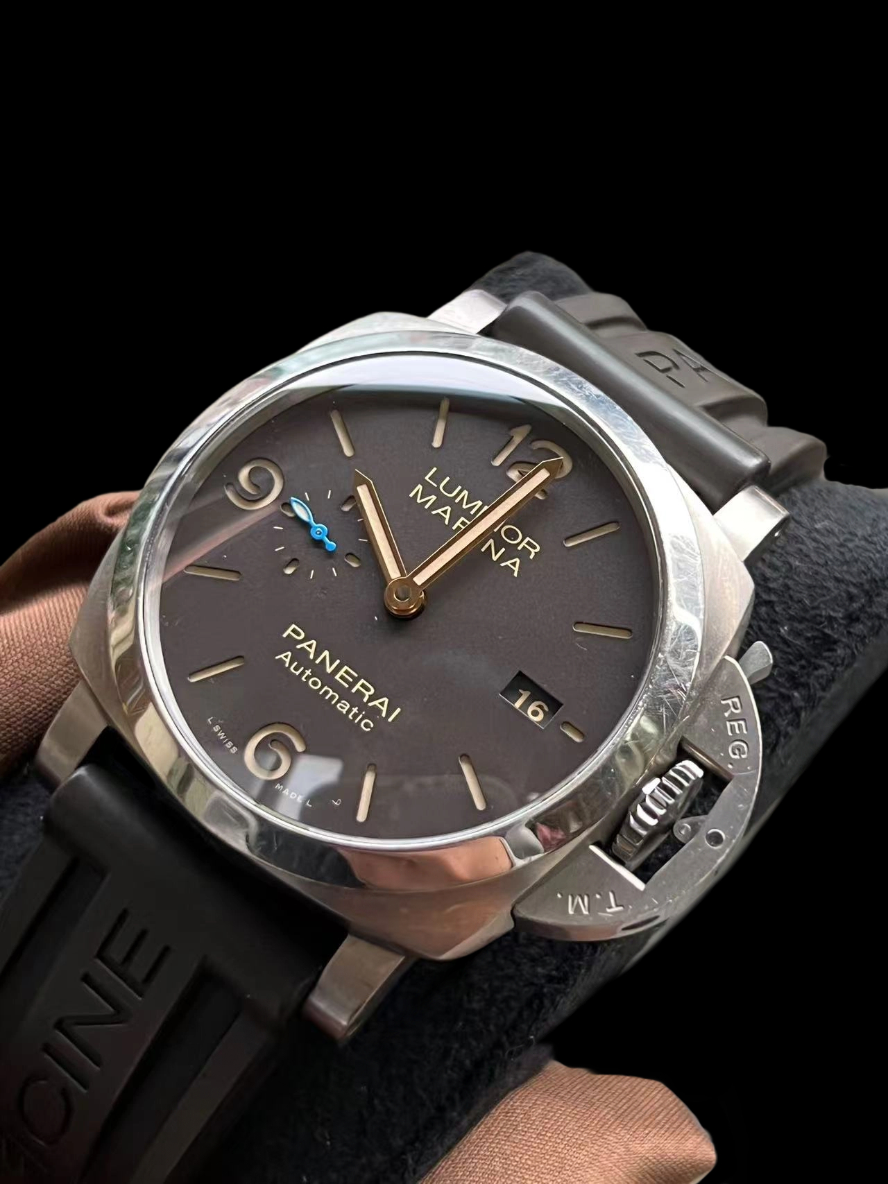 Panerai PAM01351