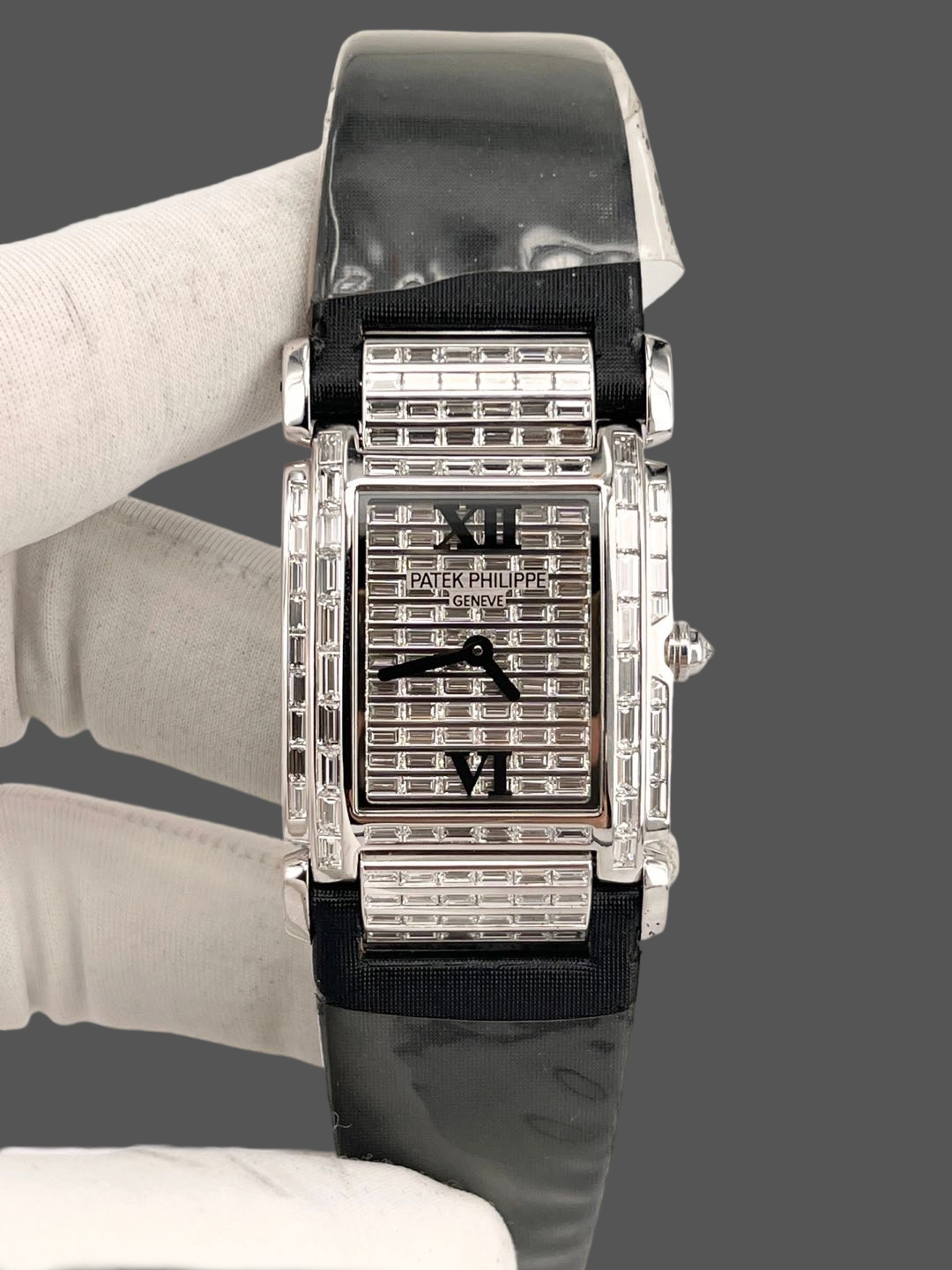 Patek Philippe 4911G-001