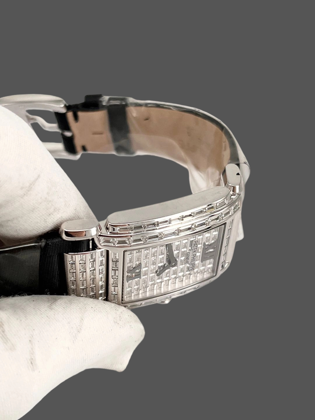 Patek Philippe 4911G-001 detail 4