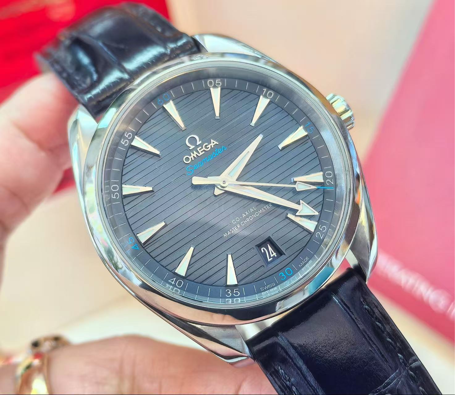 Omega 220.13.41.21.03.001