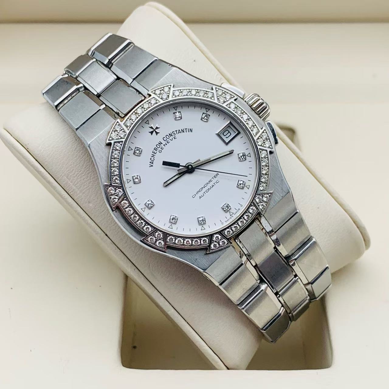 Vacheron Constantin 42552 / 423A detail 1