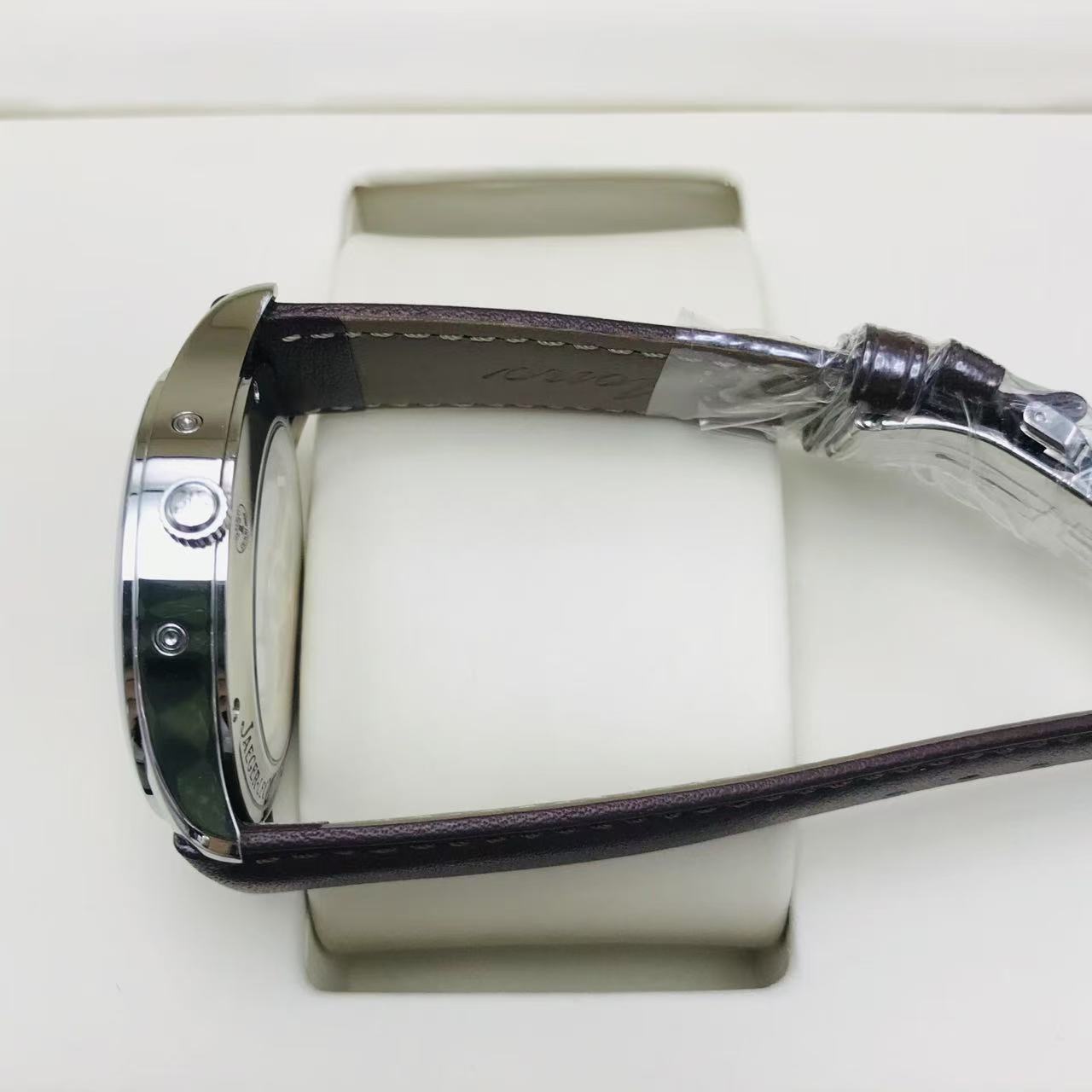 Jaeger-LeCoultre 1558421 detail 2
