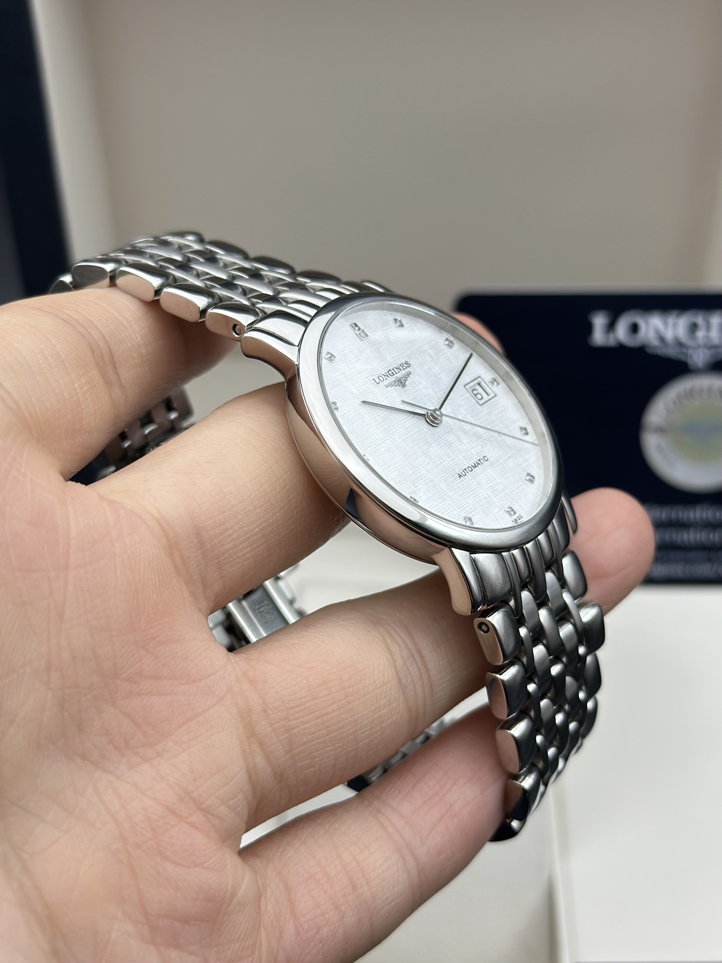 Longines L4.809.4.77.6 detail 2