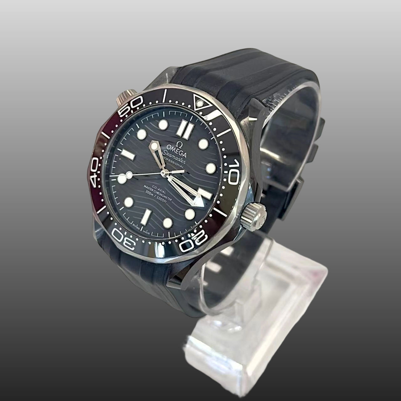 Omega 210.92.44.20.01.001 detail 1