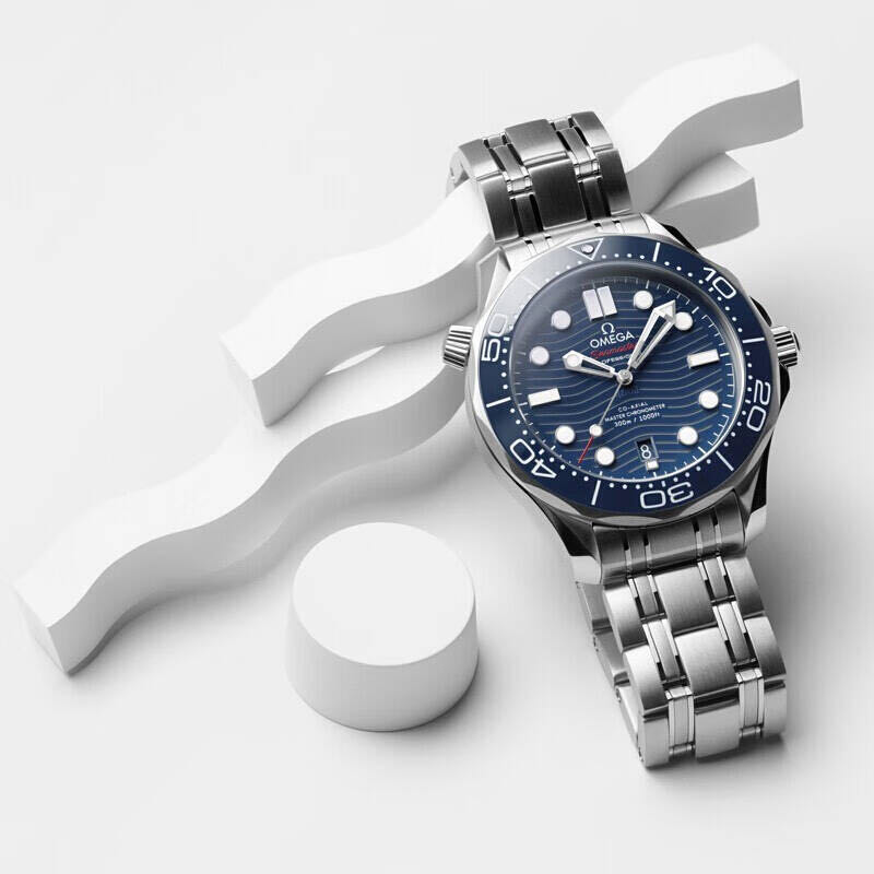 Omega 210.30.42.20.03.001 detail 2