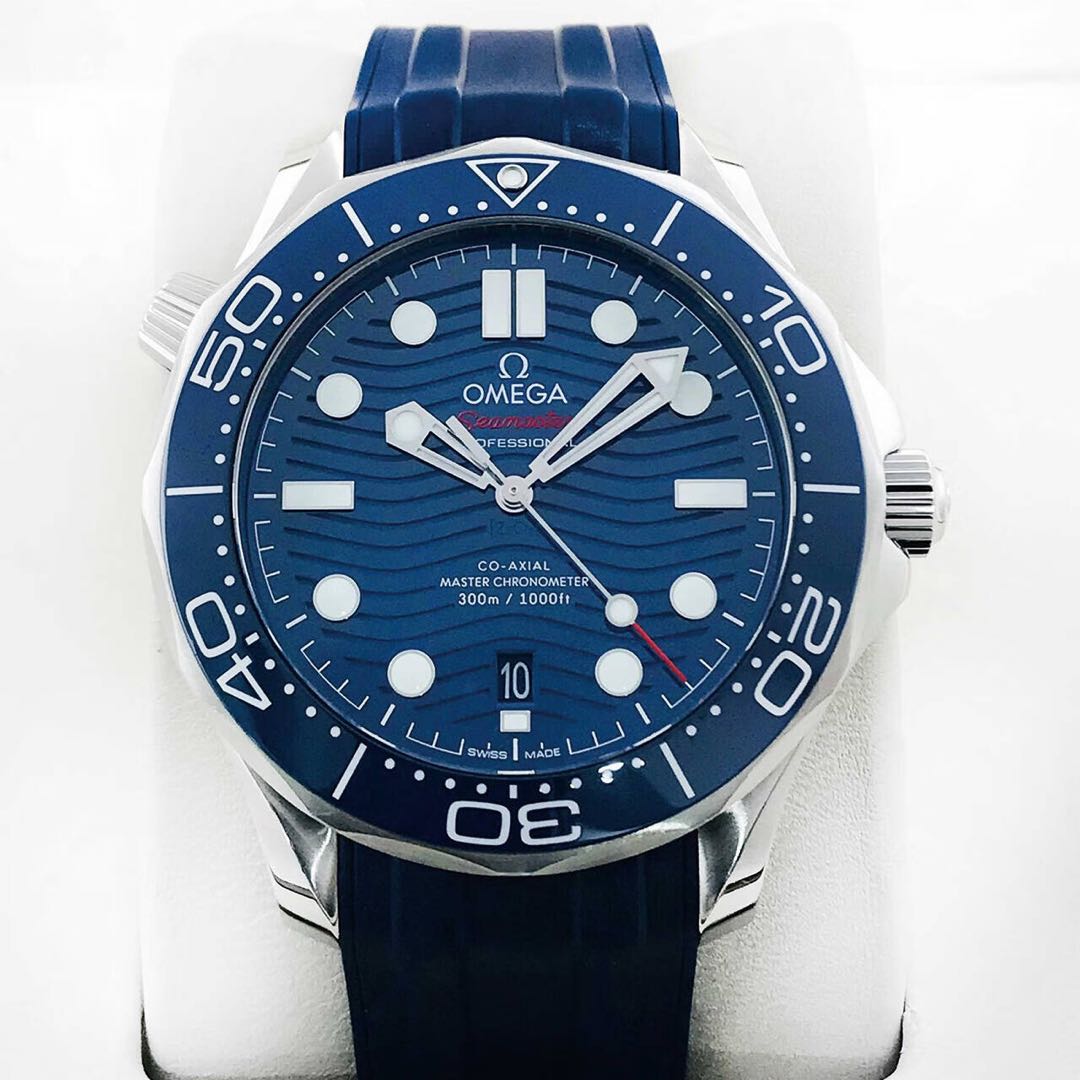 Omega 210.32.42.20.03.001