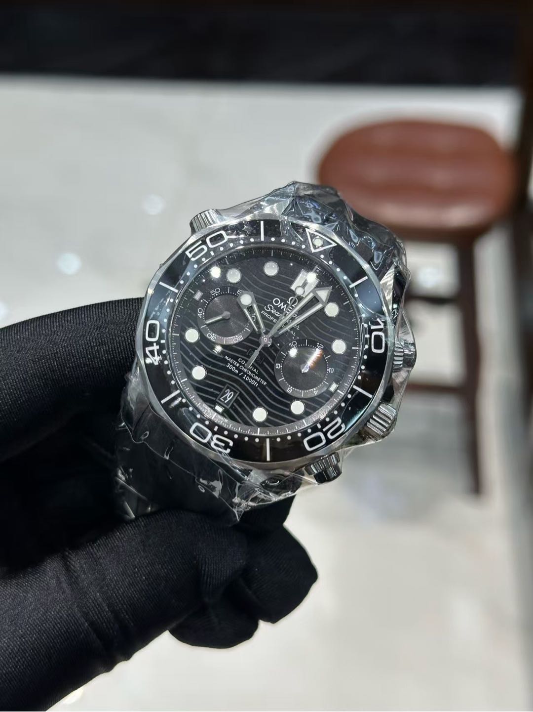 Omega 210.32.44.51.01.001