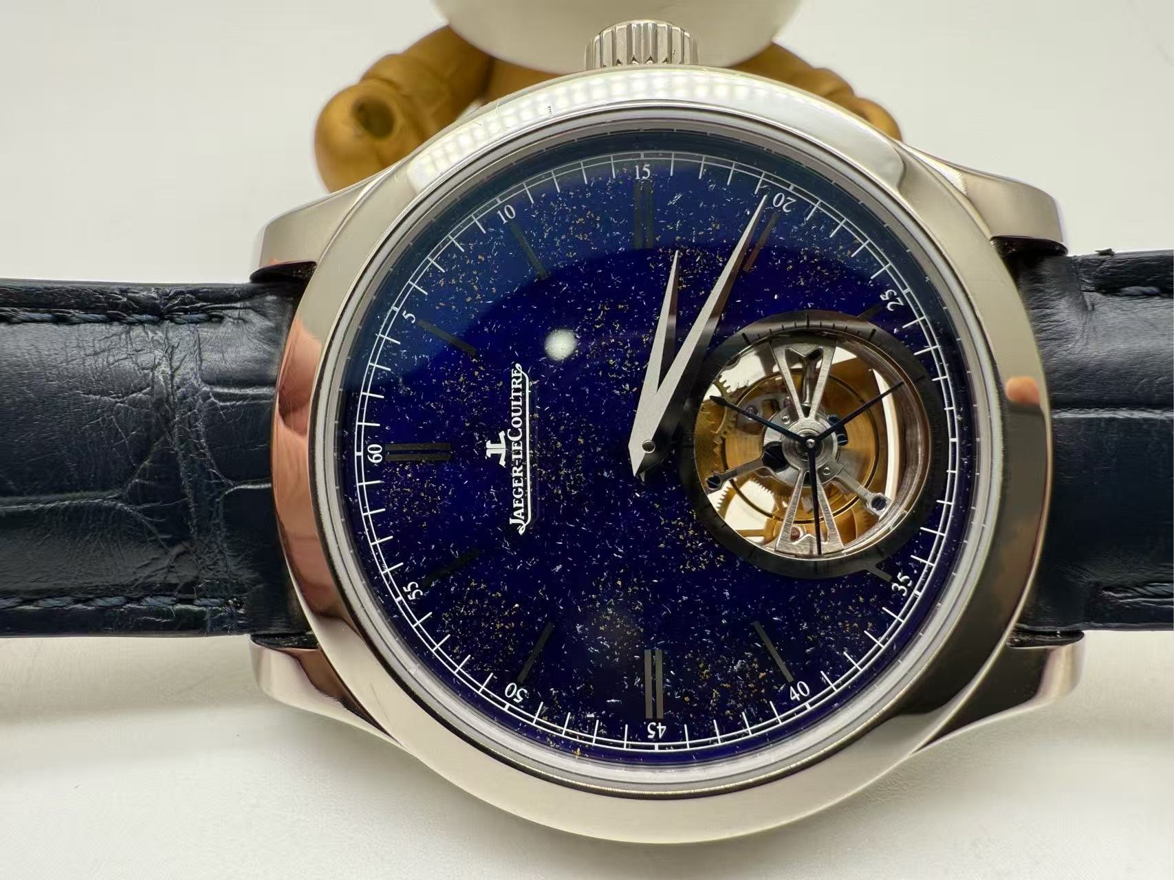 Jaeger-LeCoultre 16634E0 detail 1