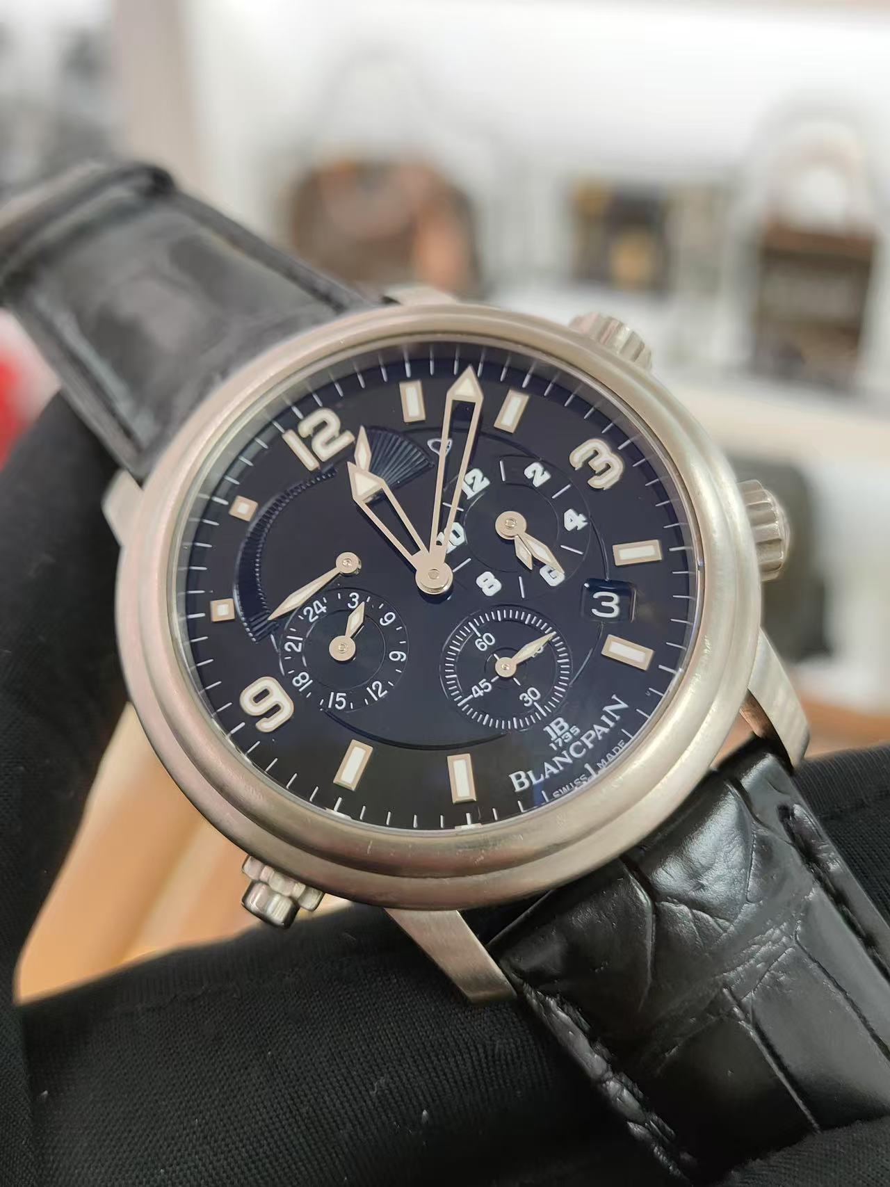 Blancpain 2041-1230-64B detail 1
