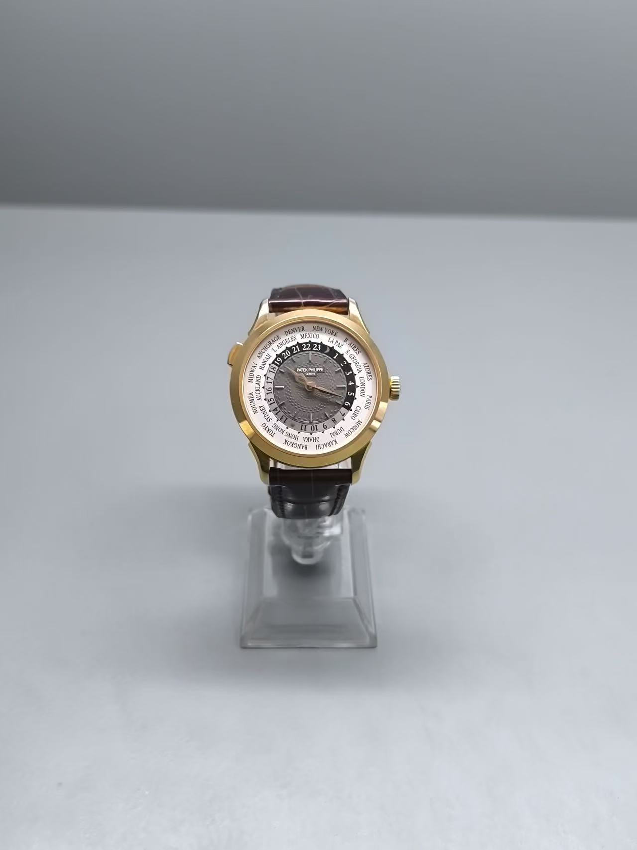Patek Philippe 5230R-012 detail 4