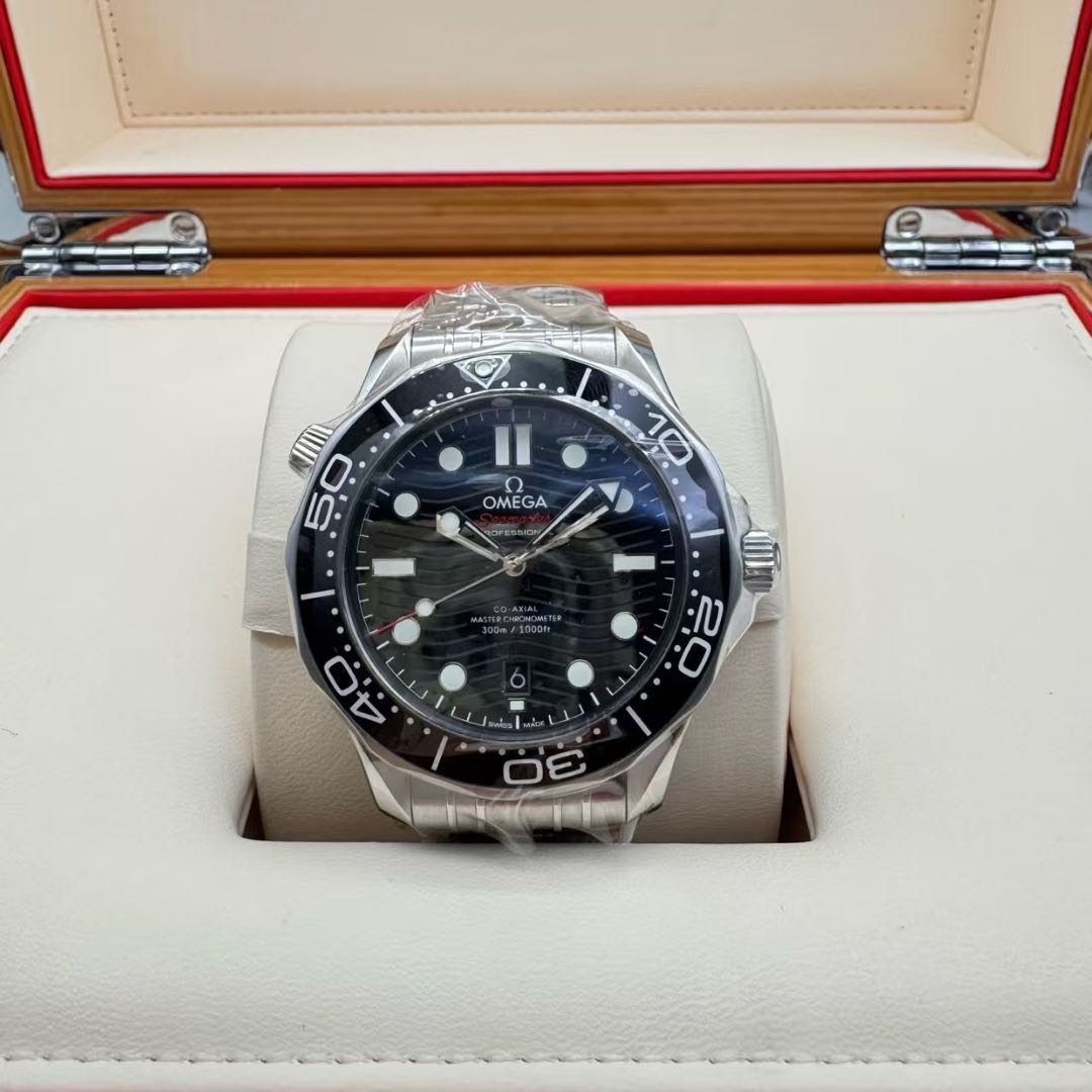Omega 210.30.42.20.01.001