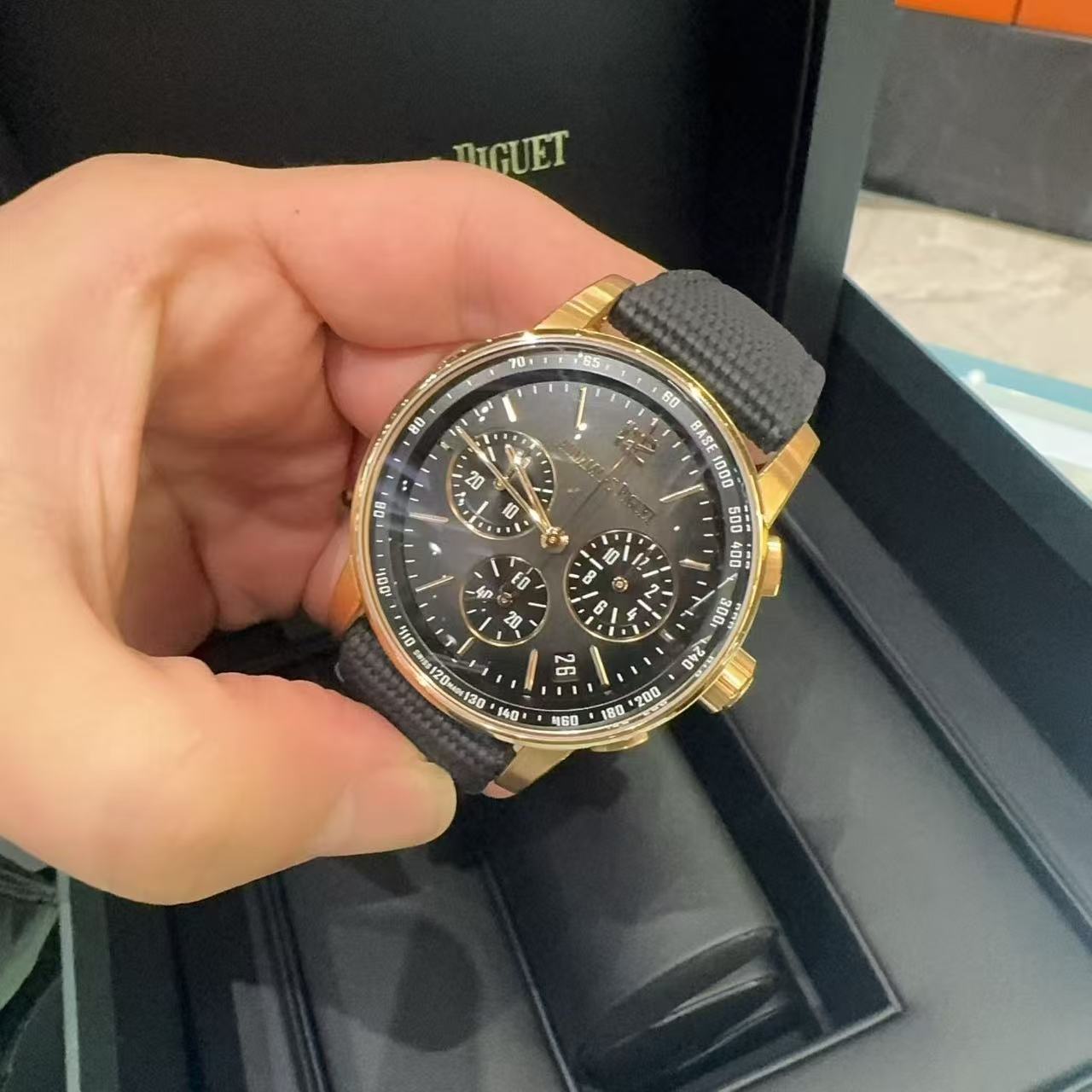 Audemars Piguet 26393NR.OO.A002KB.01 detail 1