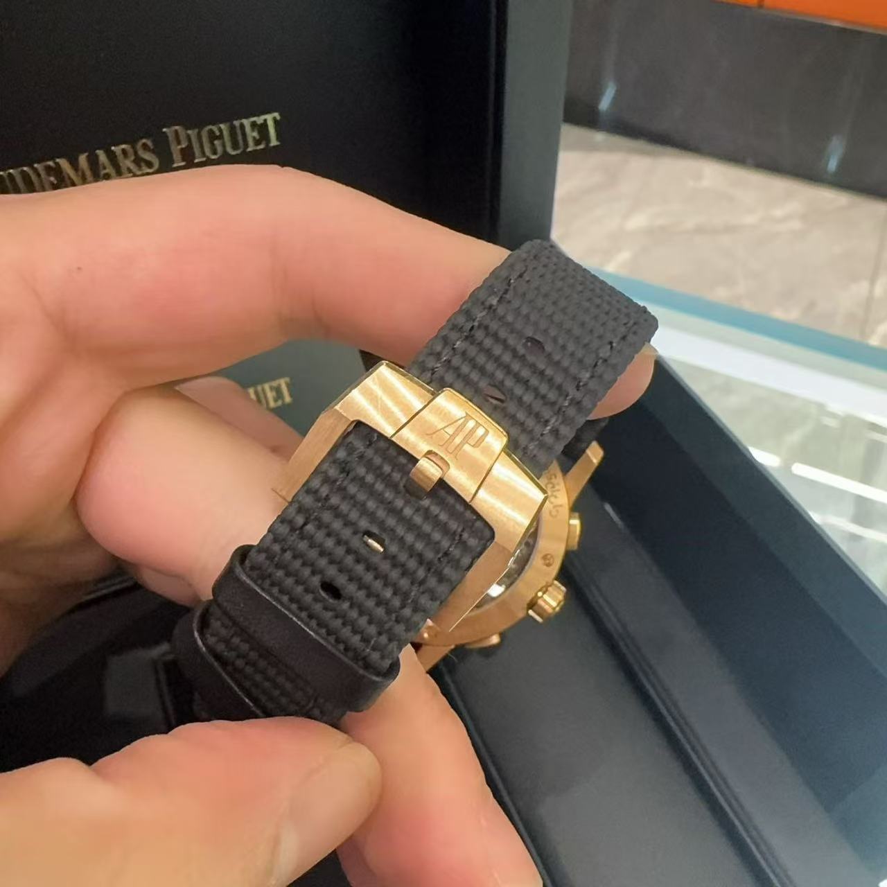 Audemars Piguet 26393NR.OO.A002KB.01 detail 3
