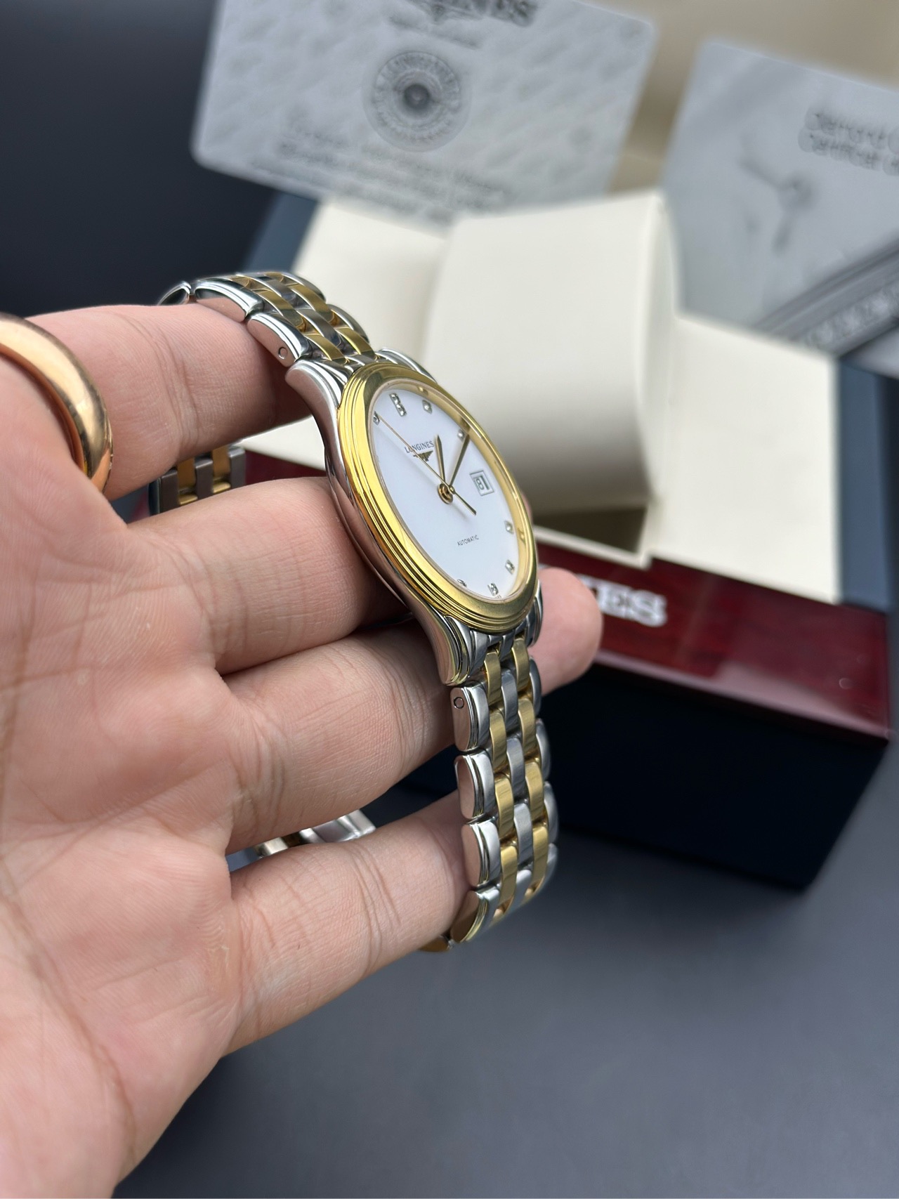 Longines L4.774.3.27.7 detail 2