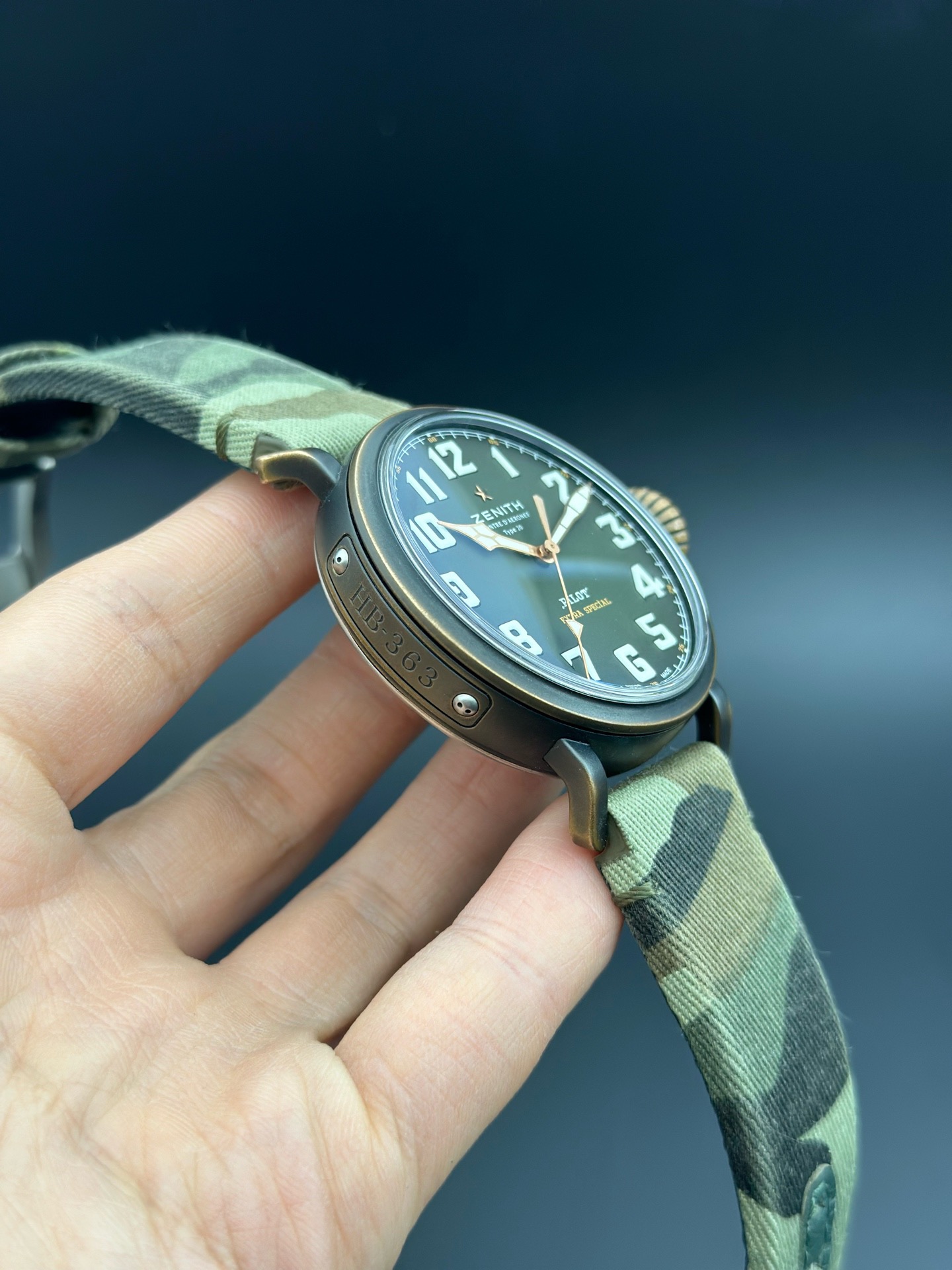 Zenith 29.2430.679 / 63.l002 detail 2