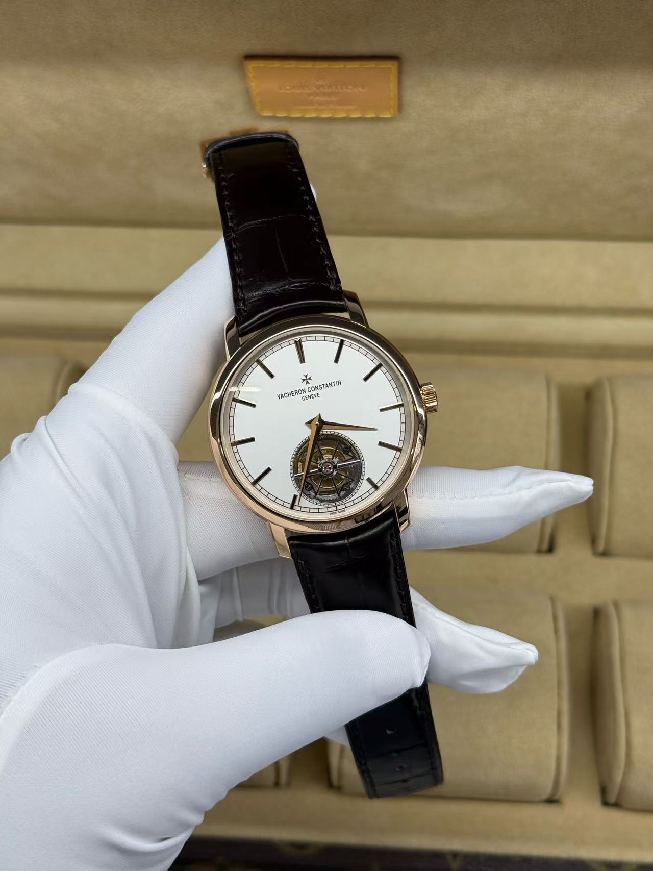 Vacheron Constantin 6000T / 000R-B346 detail 7