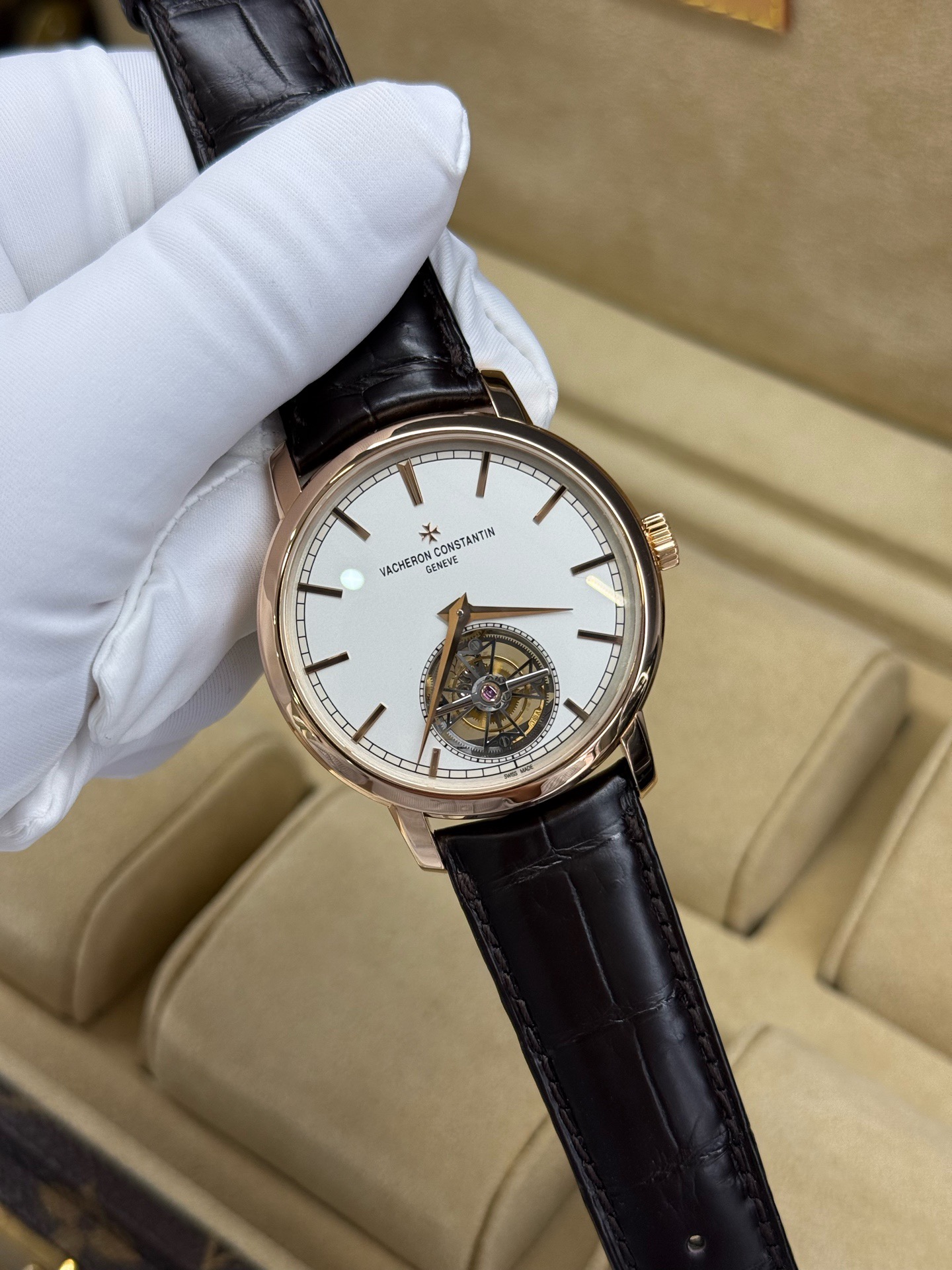 Vacheron Constantin 6000T / 000R-B346 detail 5