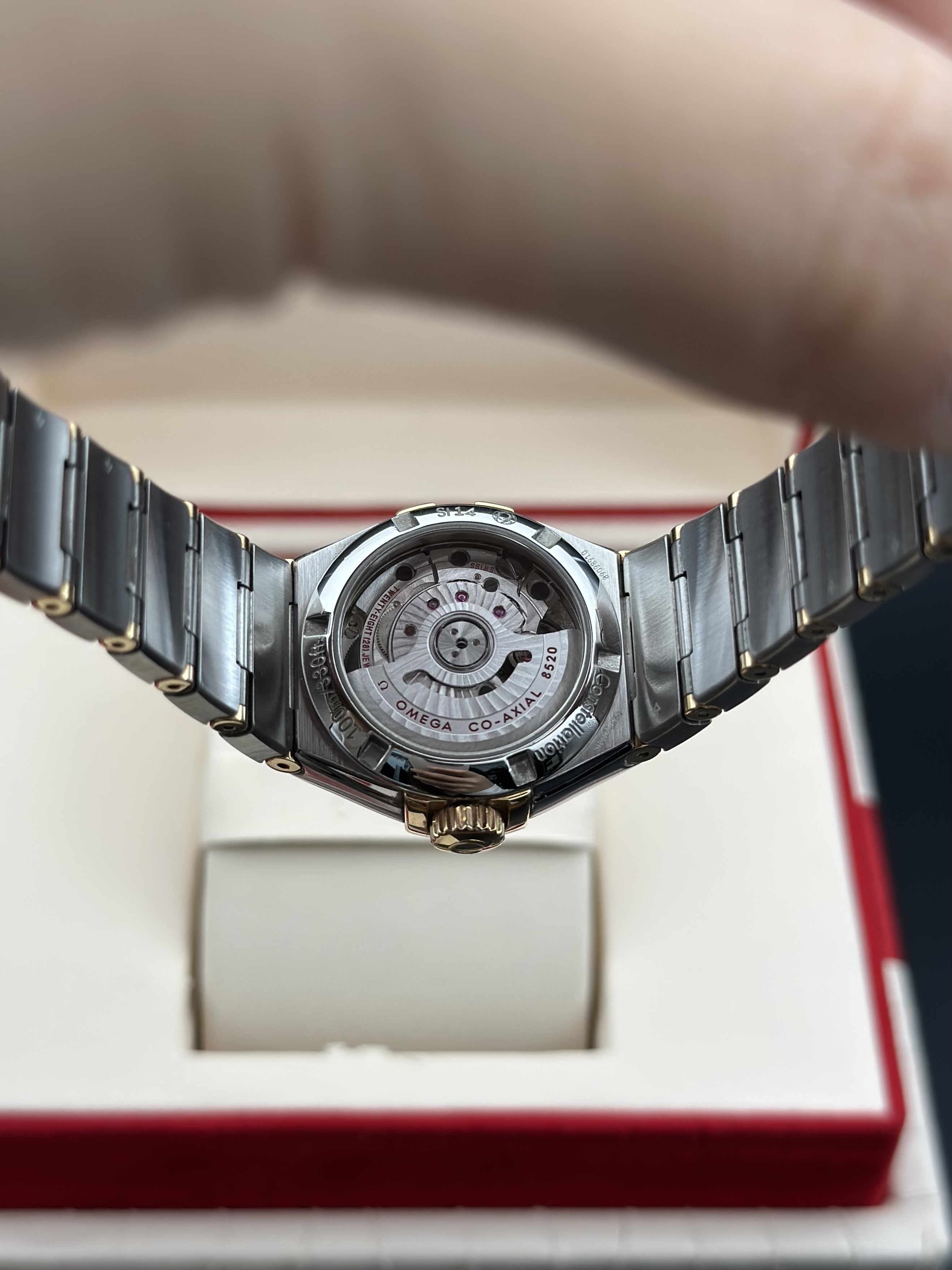Omega 123.25.27.20.55.001 detail 6