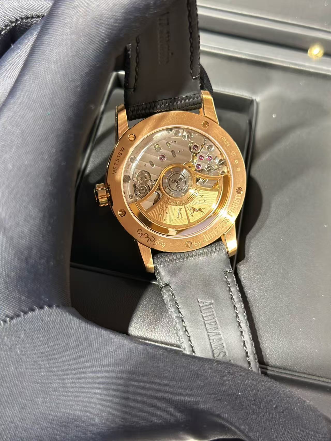 Audemars Piguet 15210OR.OO.A002KB.03 detail 7