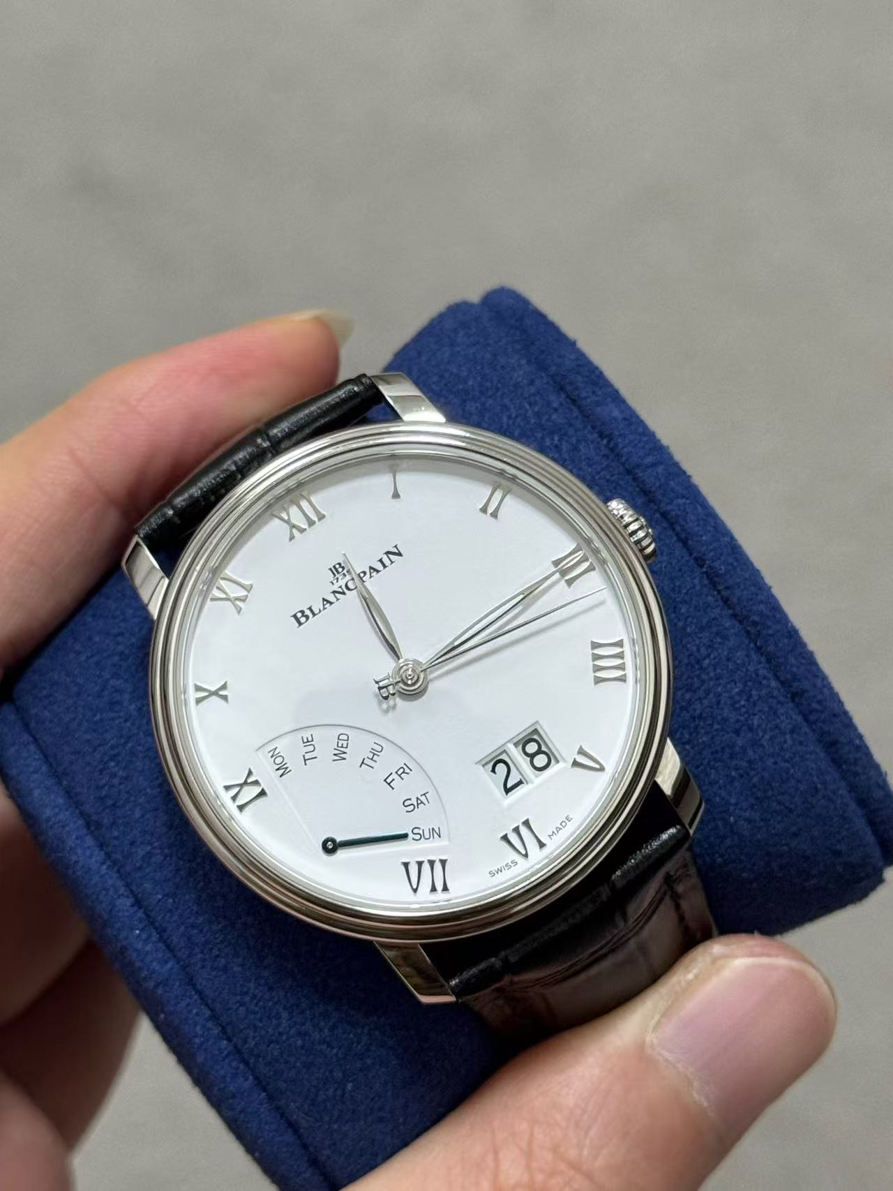 Blancpain 6668 1127 55B detail 1