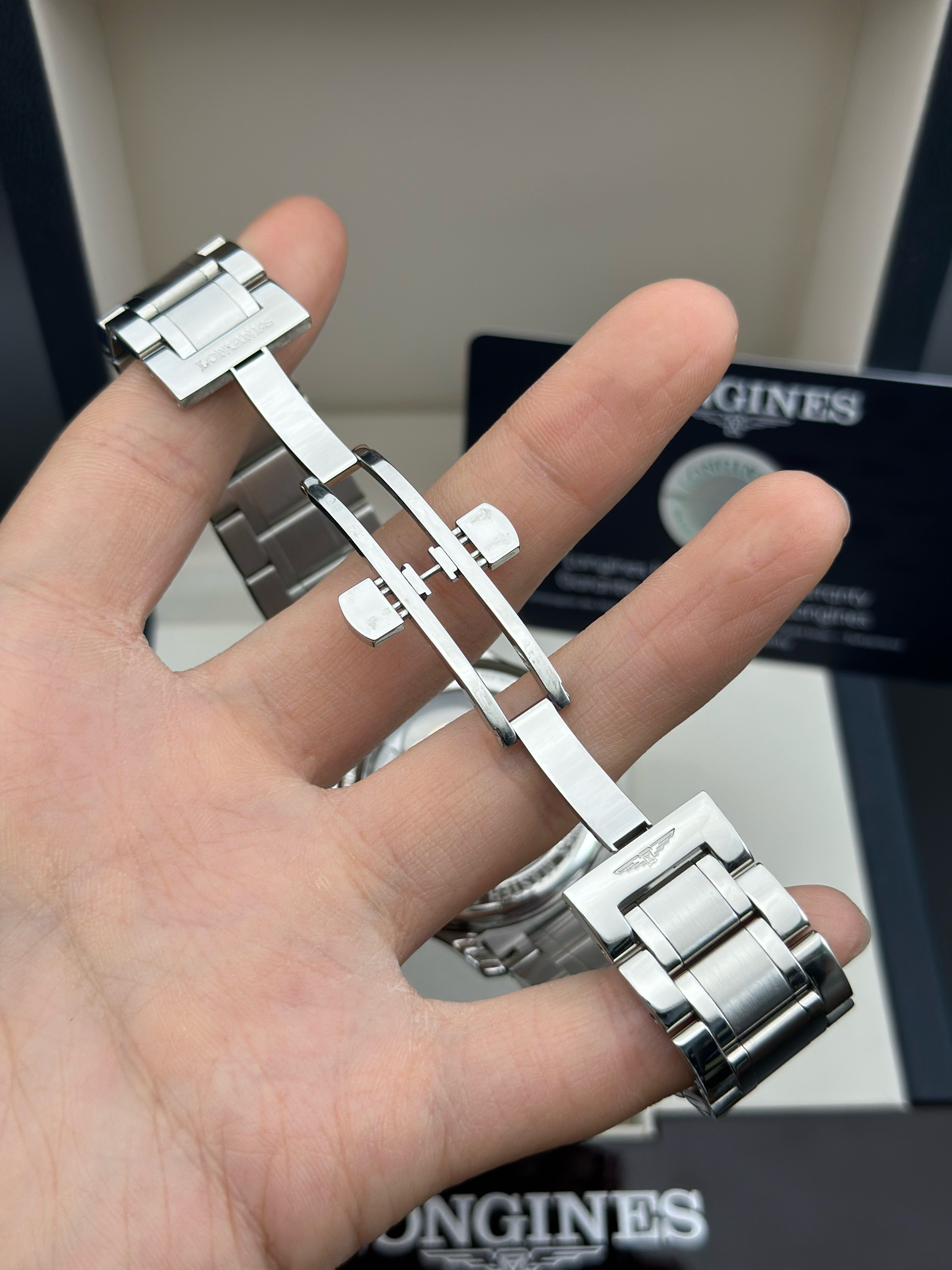 Longines L2.628.4.97.6 detail 4