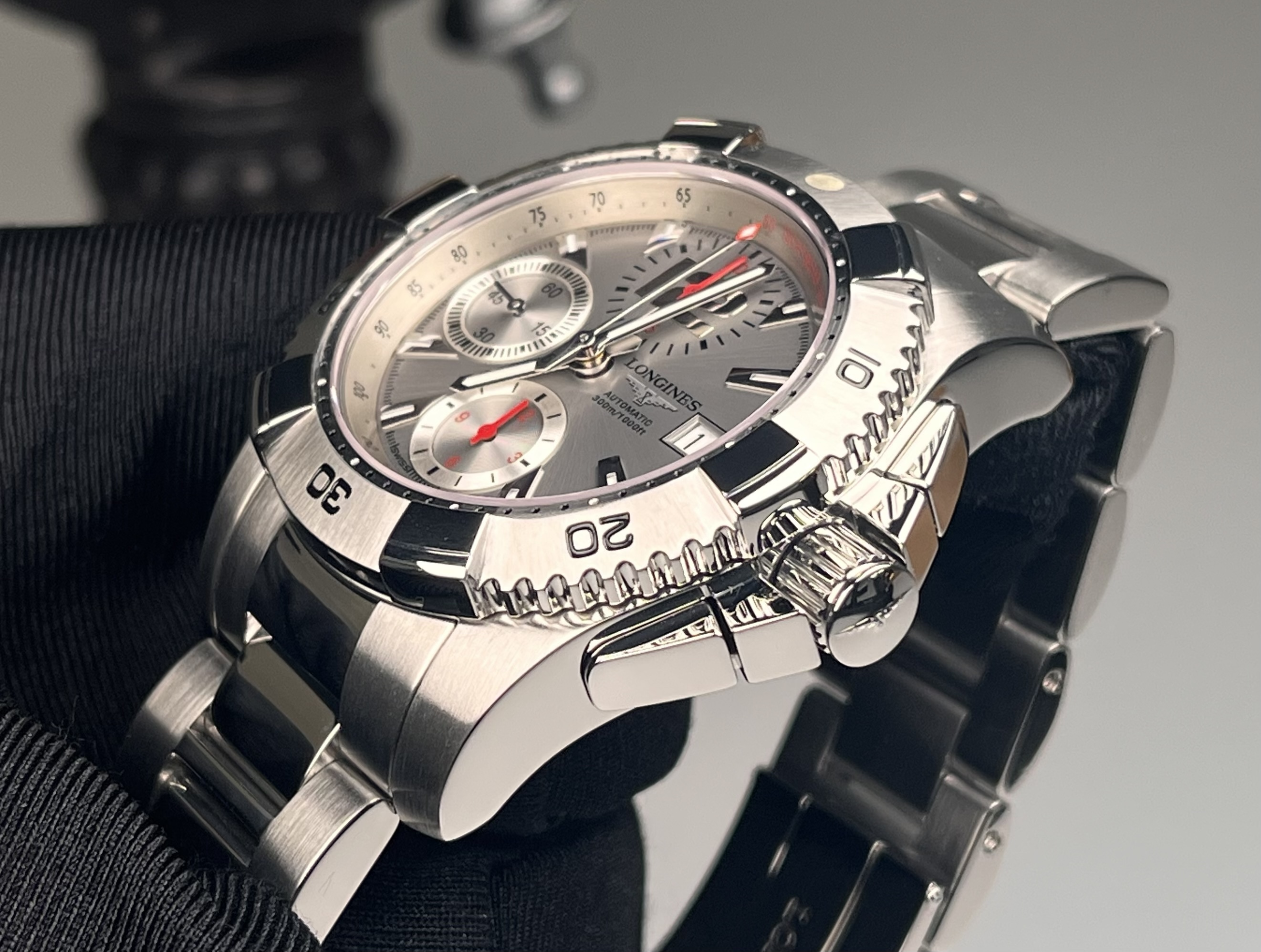 Longines L3.651.4.76.6 detail 3