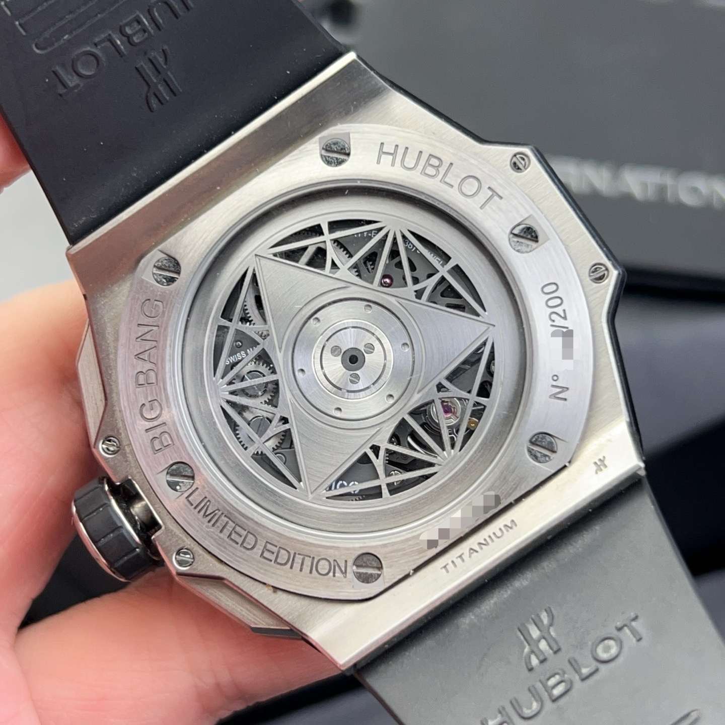 Hublot 418.NX.5107.RX.MXM20 detail 2