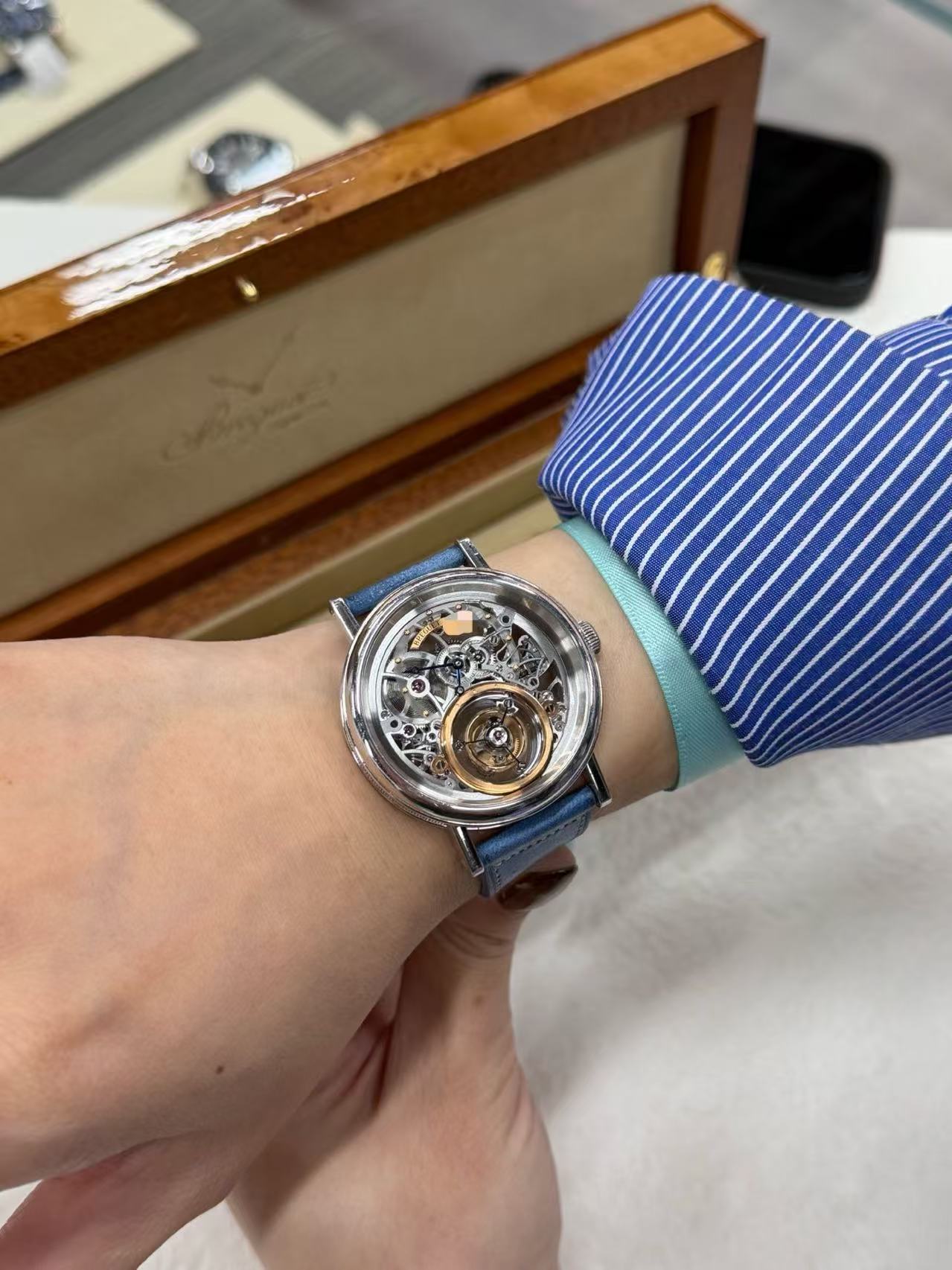Breguet 5335PT / 42 / 9W6 detail 2