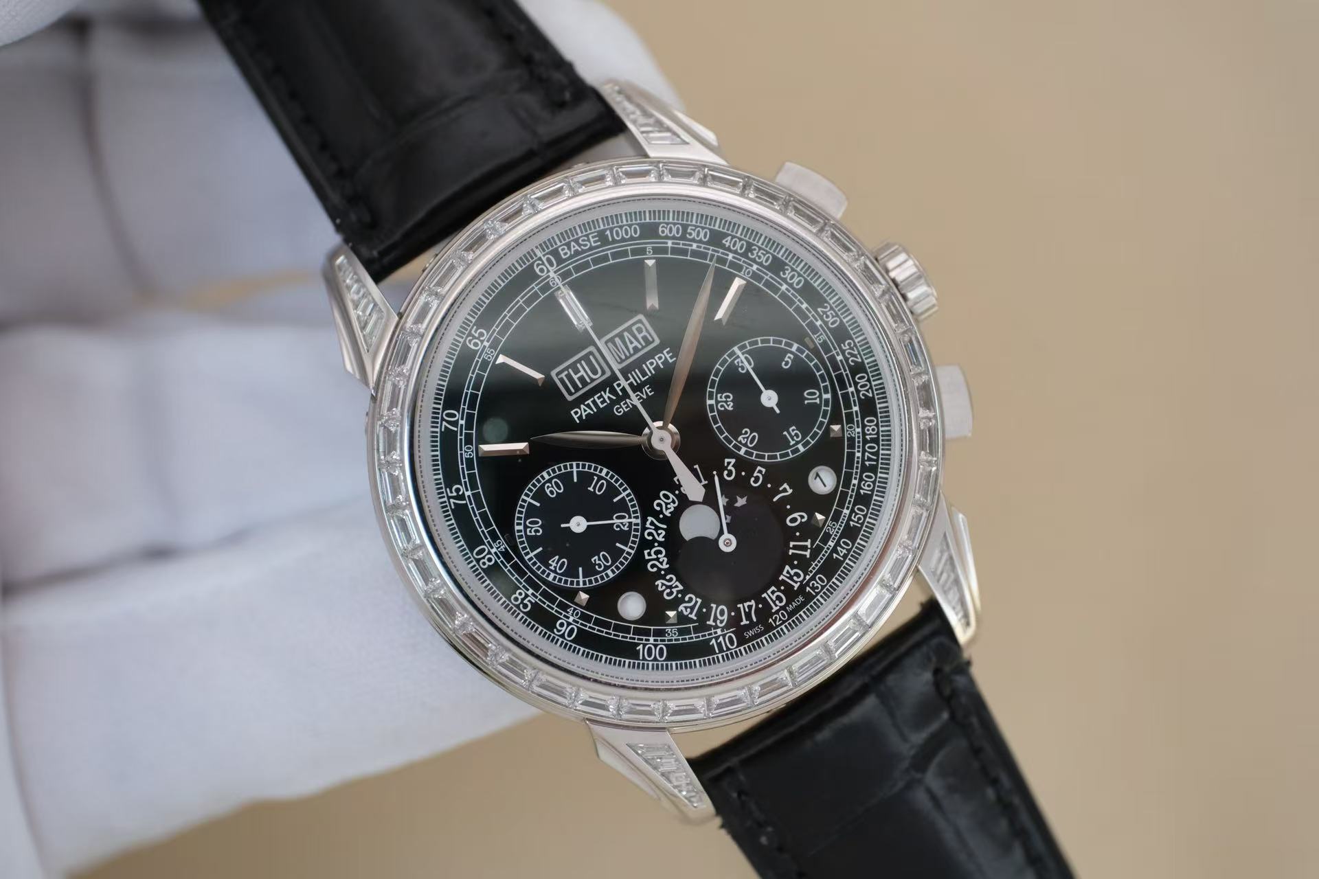 Patek Philippe 5271P-001 detail 1