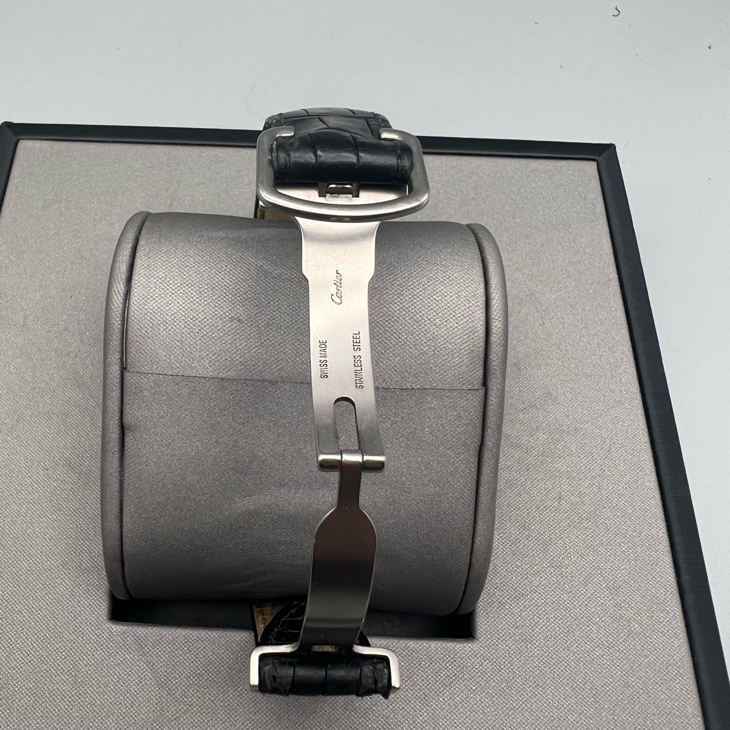 Cartier W1556368 detail 2