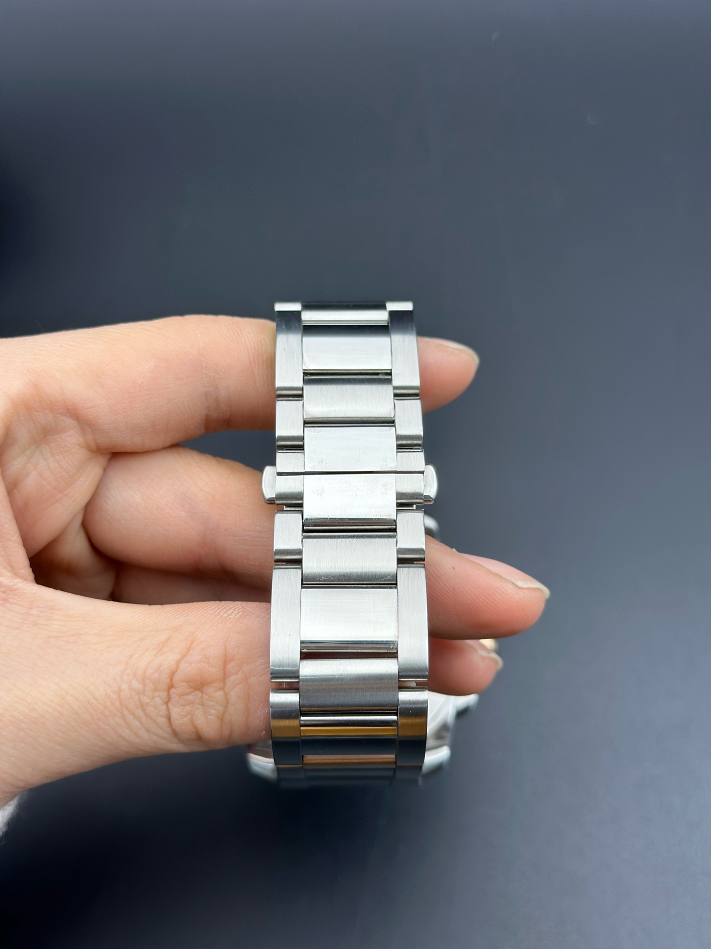 Cartier W7100054 detail 3