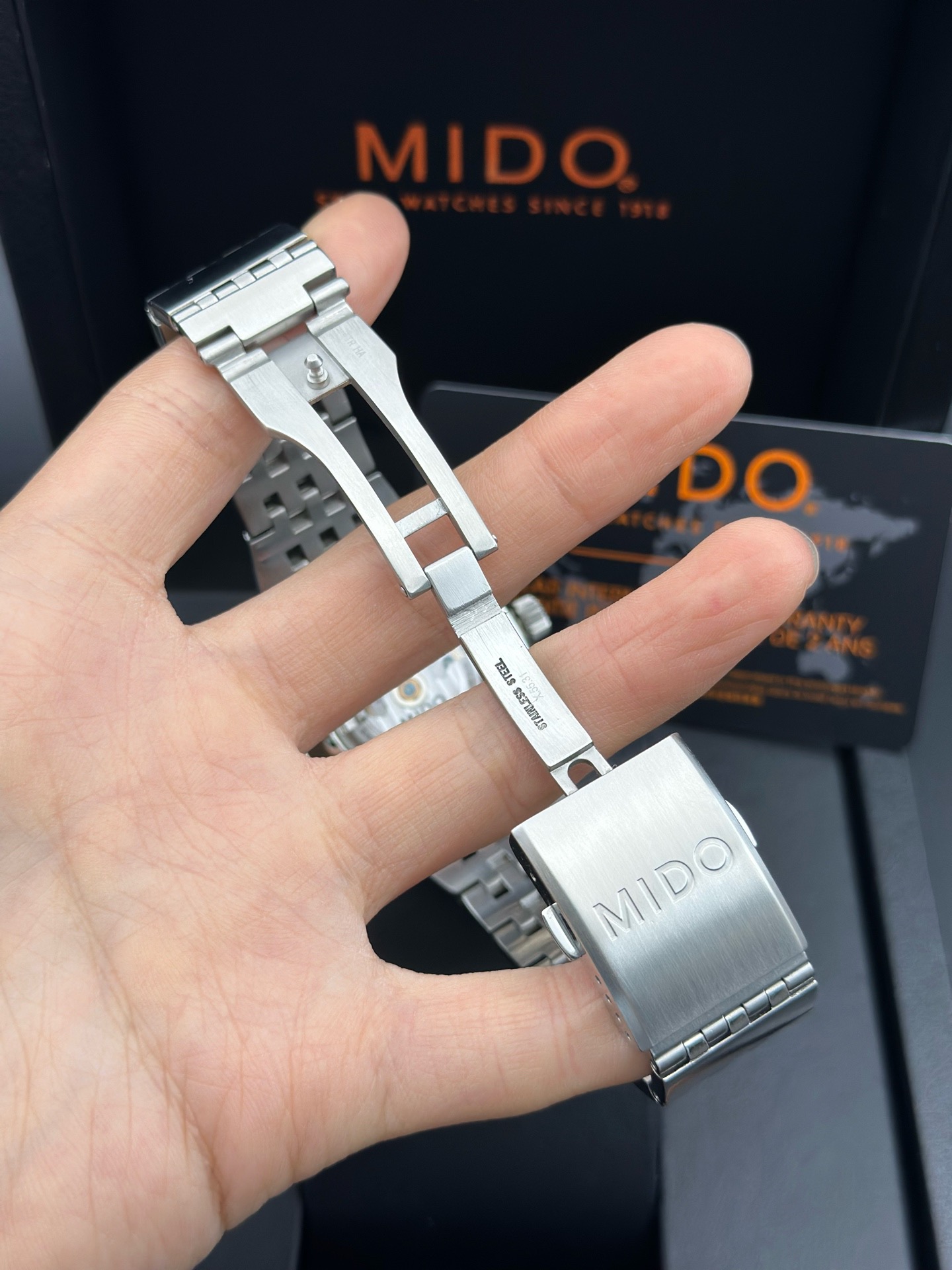 Mido M8340.4.B8.11 detail 4