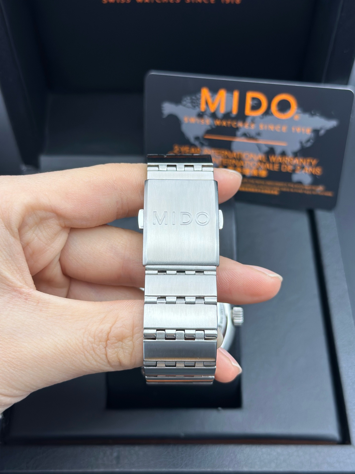 Mido M8340.4.B8.11 detail 3