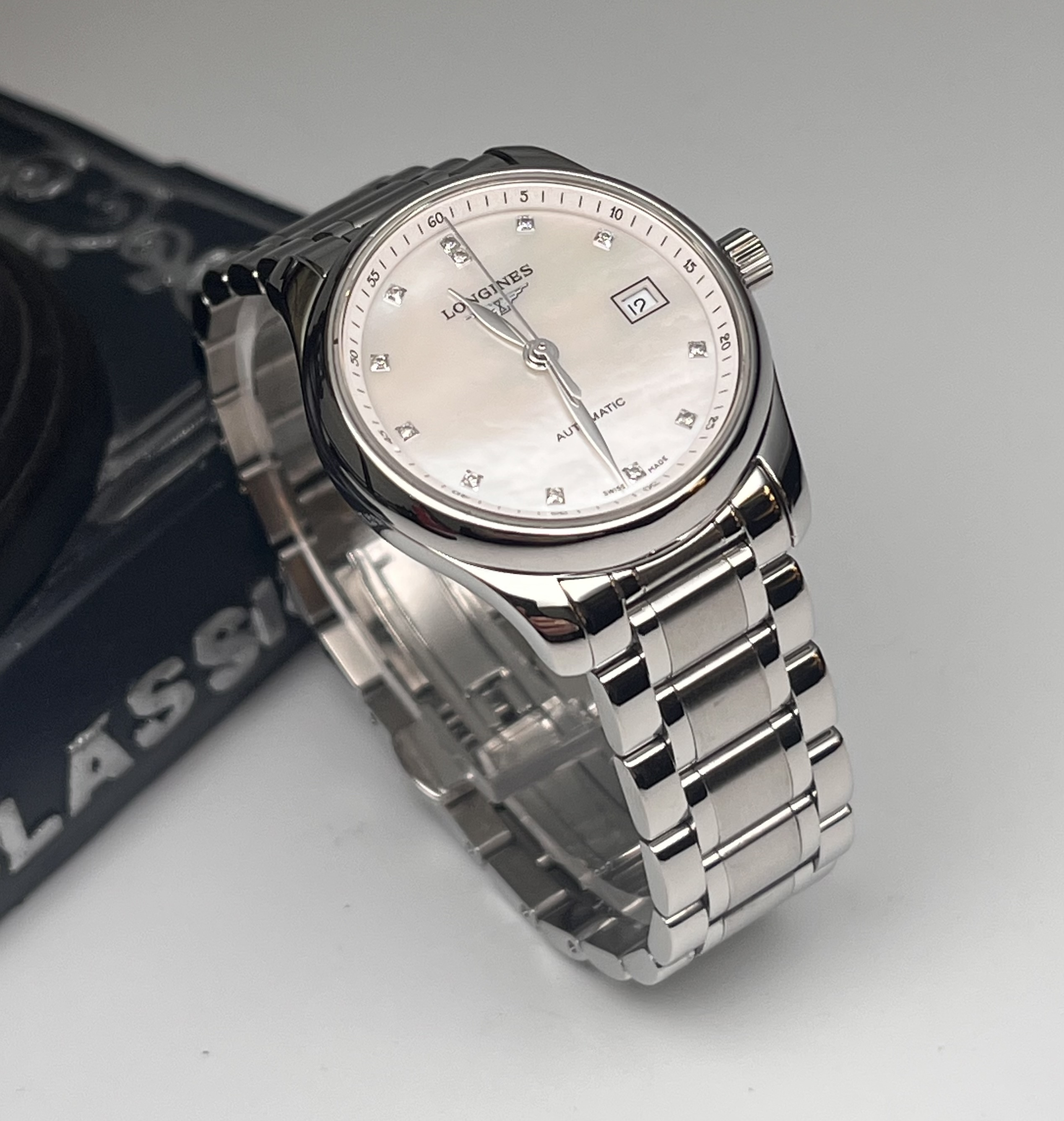 Longines L2.257.4.87.6 detail 2