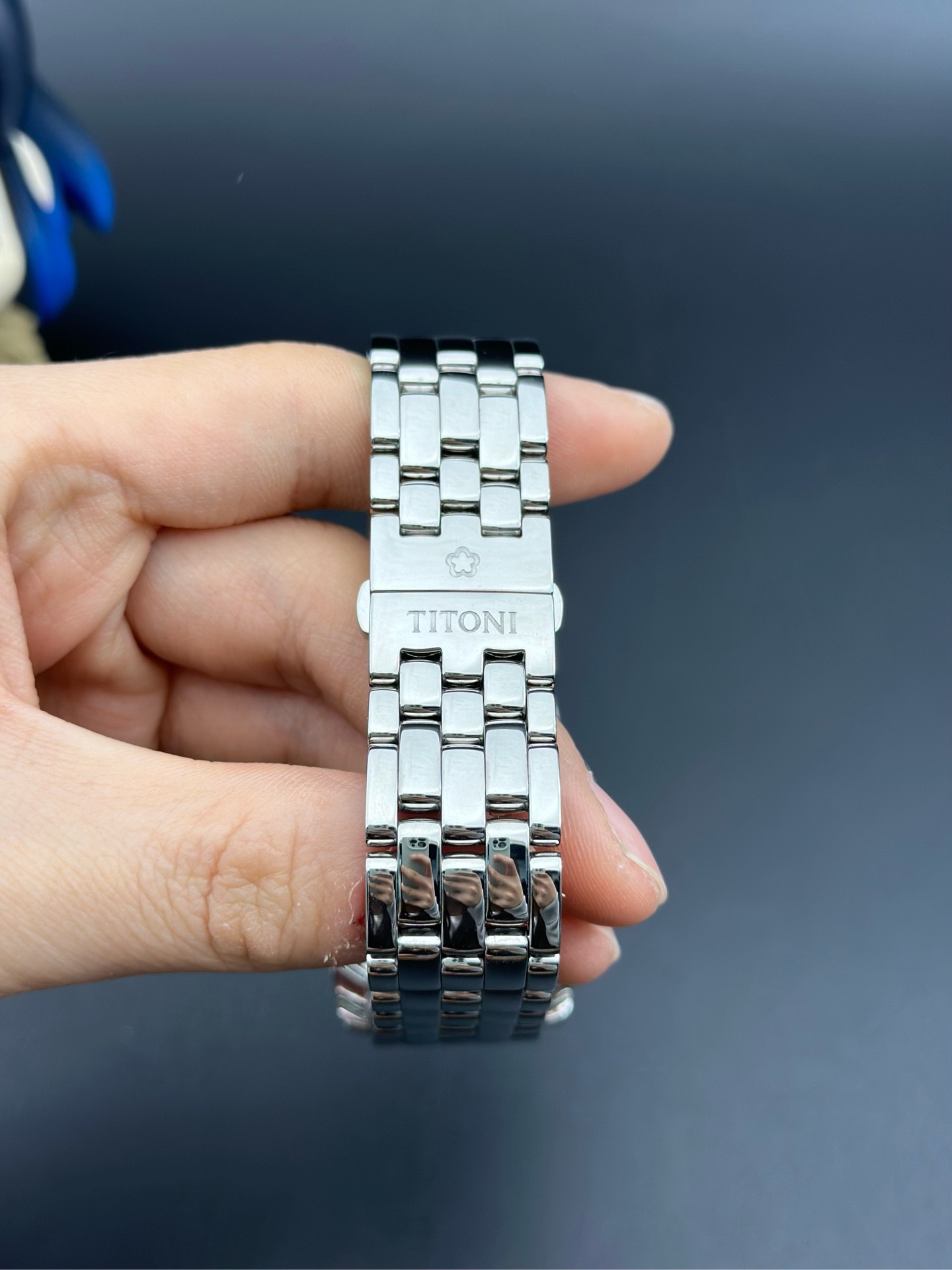 TITONI 94981-S-389 detail 4