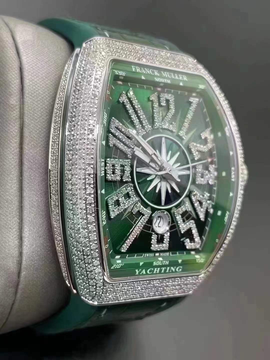 Franck Muller V45 detail 2
