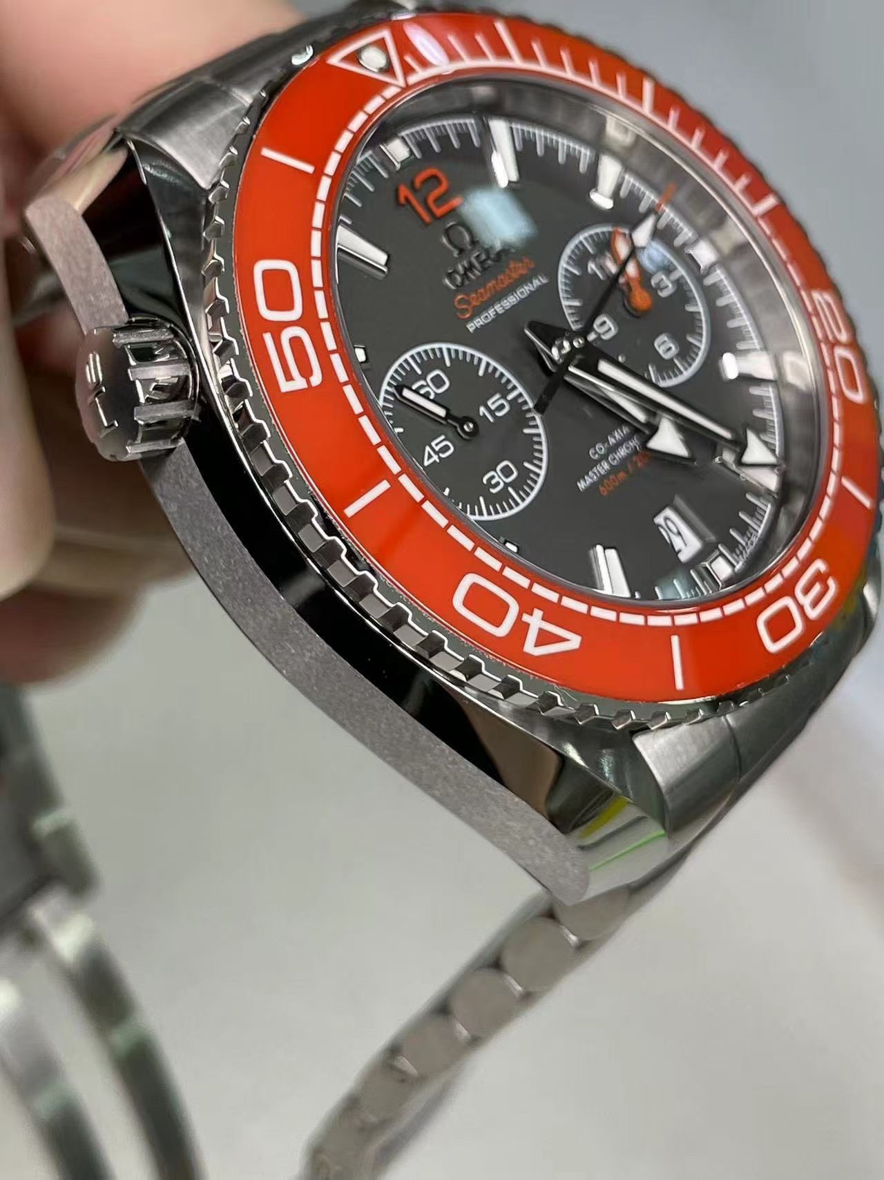 Omega 215.30.46.51.99.001 detail 1