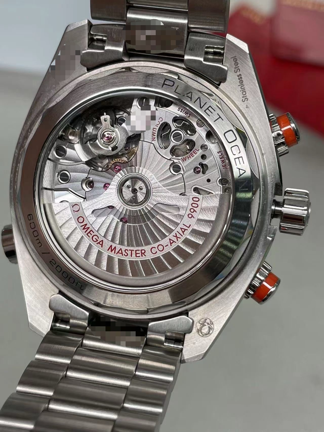 Omega 215.30.46.51.99.001 detail 4