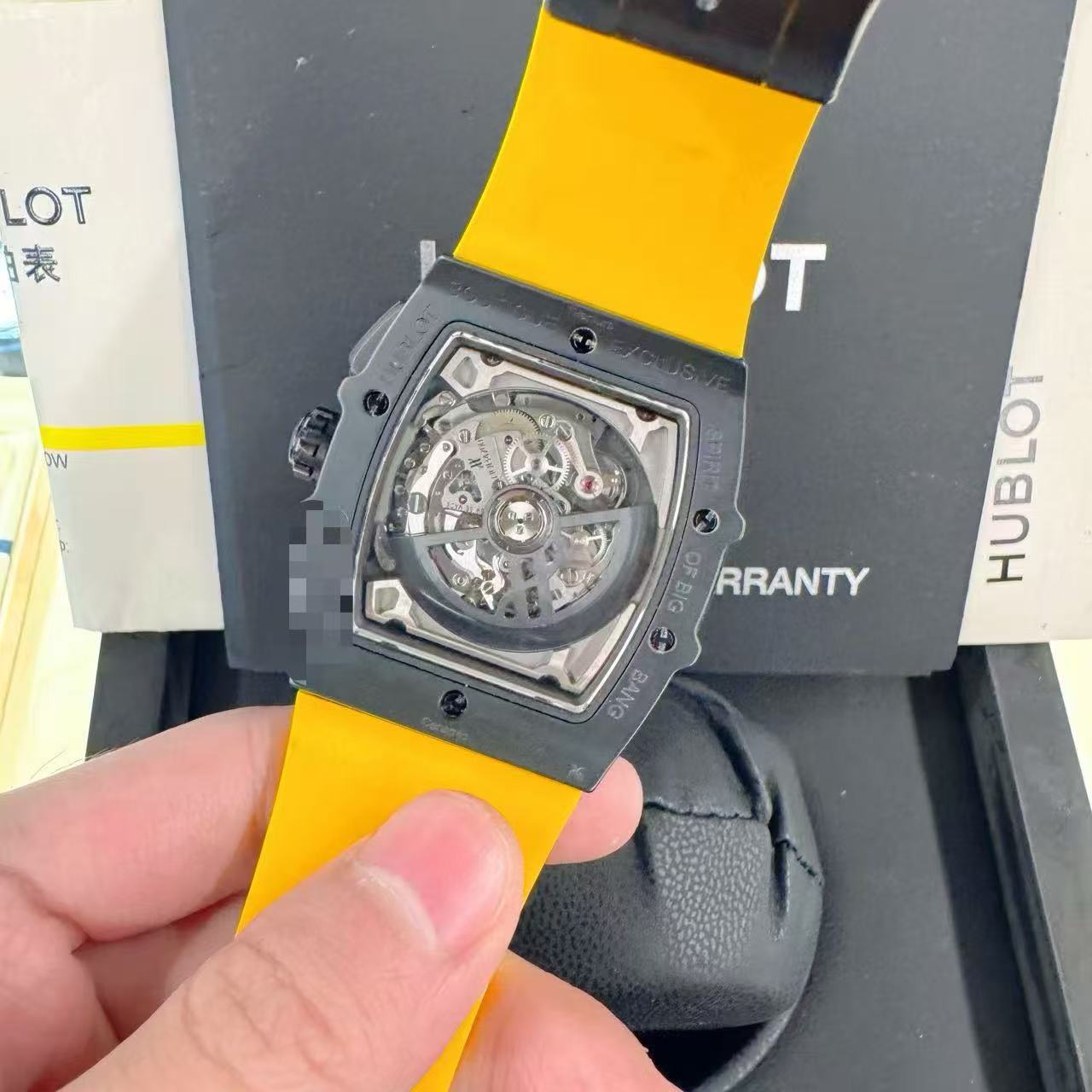 Hublot 601.CY.0190.LR detail 4