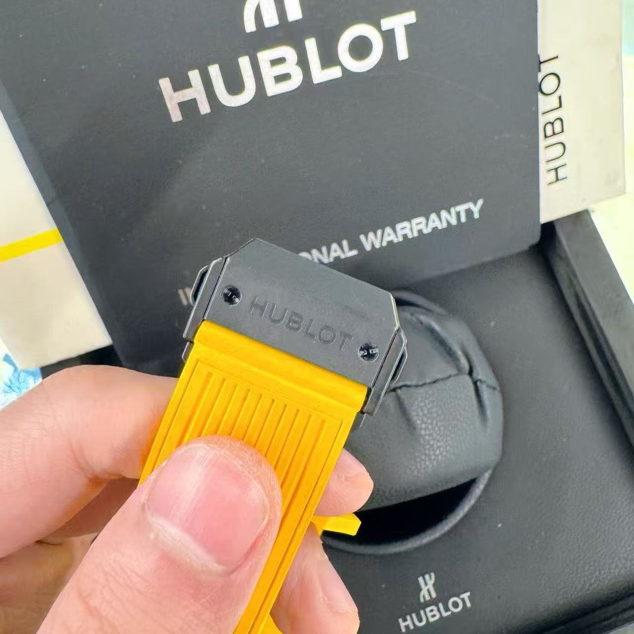 Hublot 601.CY.0190.LR detail 6