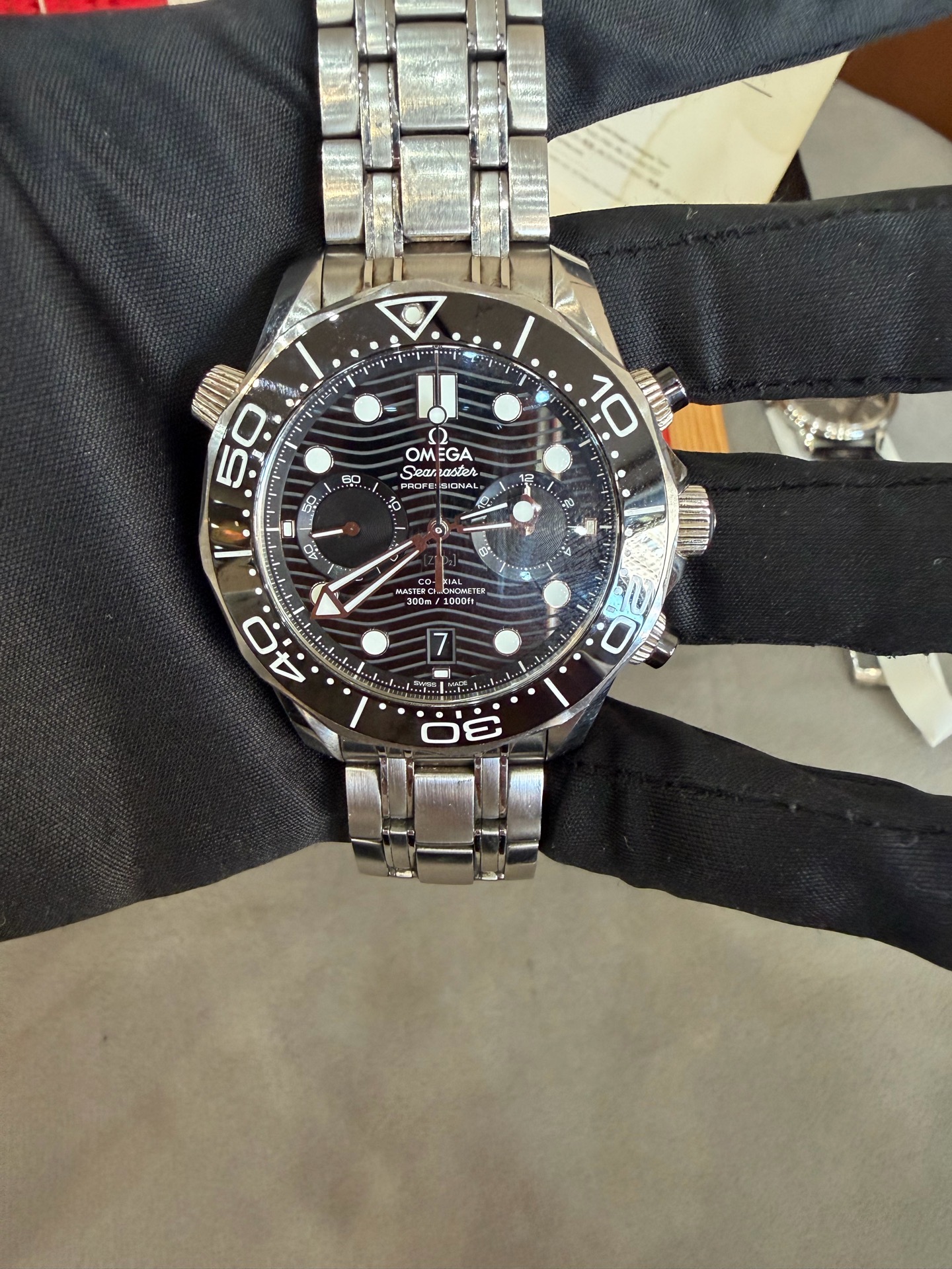 Omega 210.30.44.51.01.001