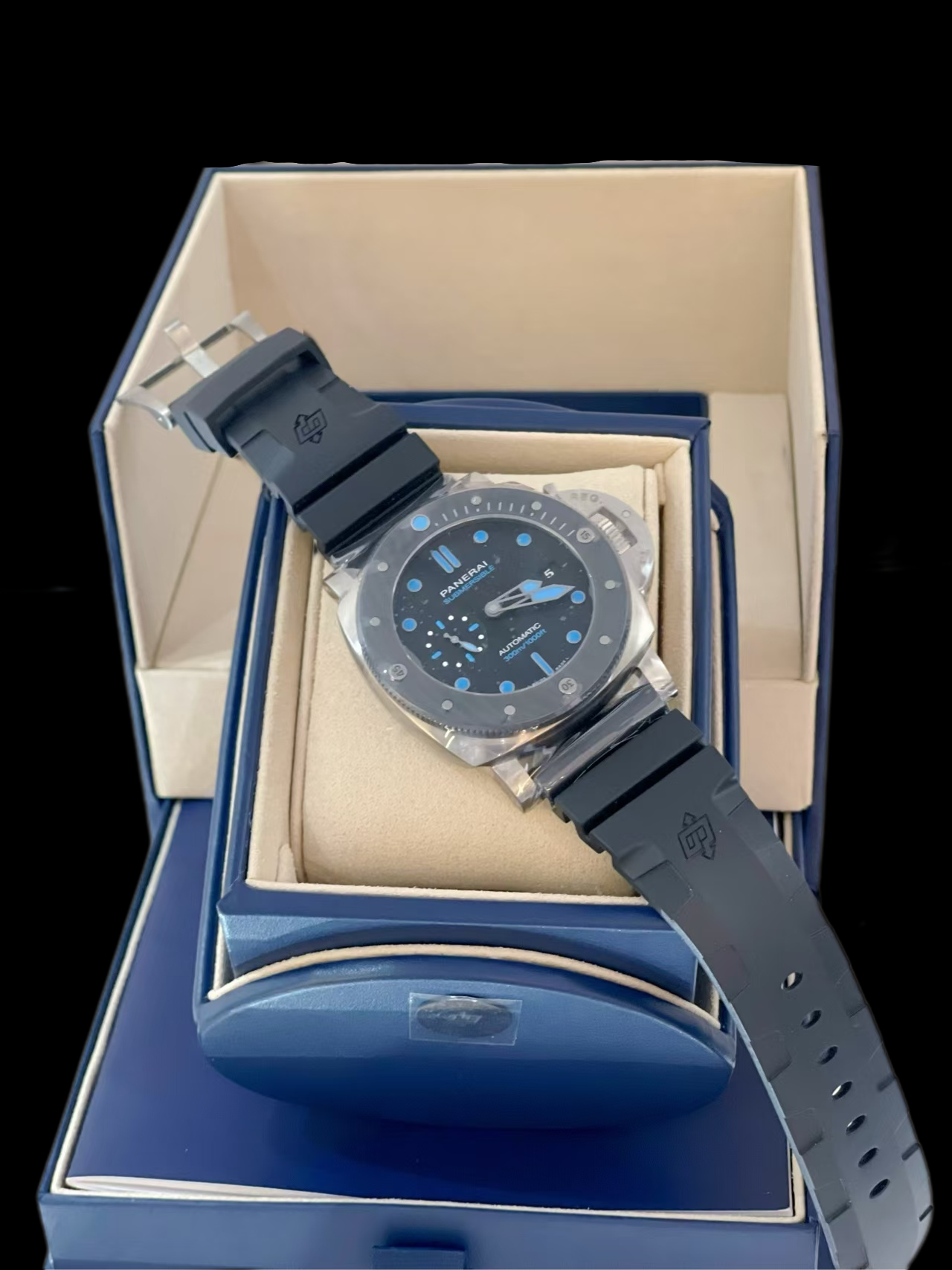 Panerai PAM00799 detail 7