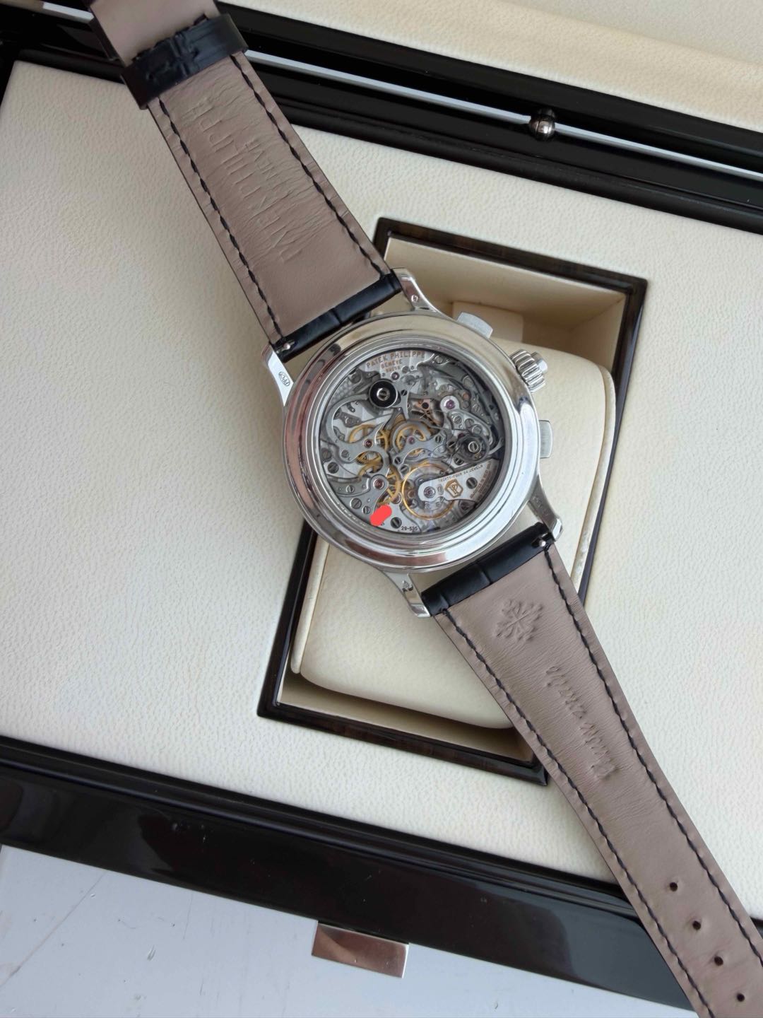 Patek Philippe 5370p-001 detail 7