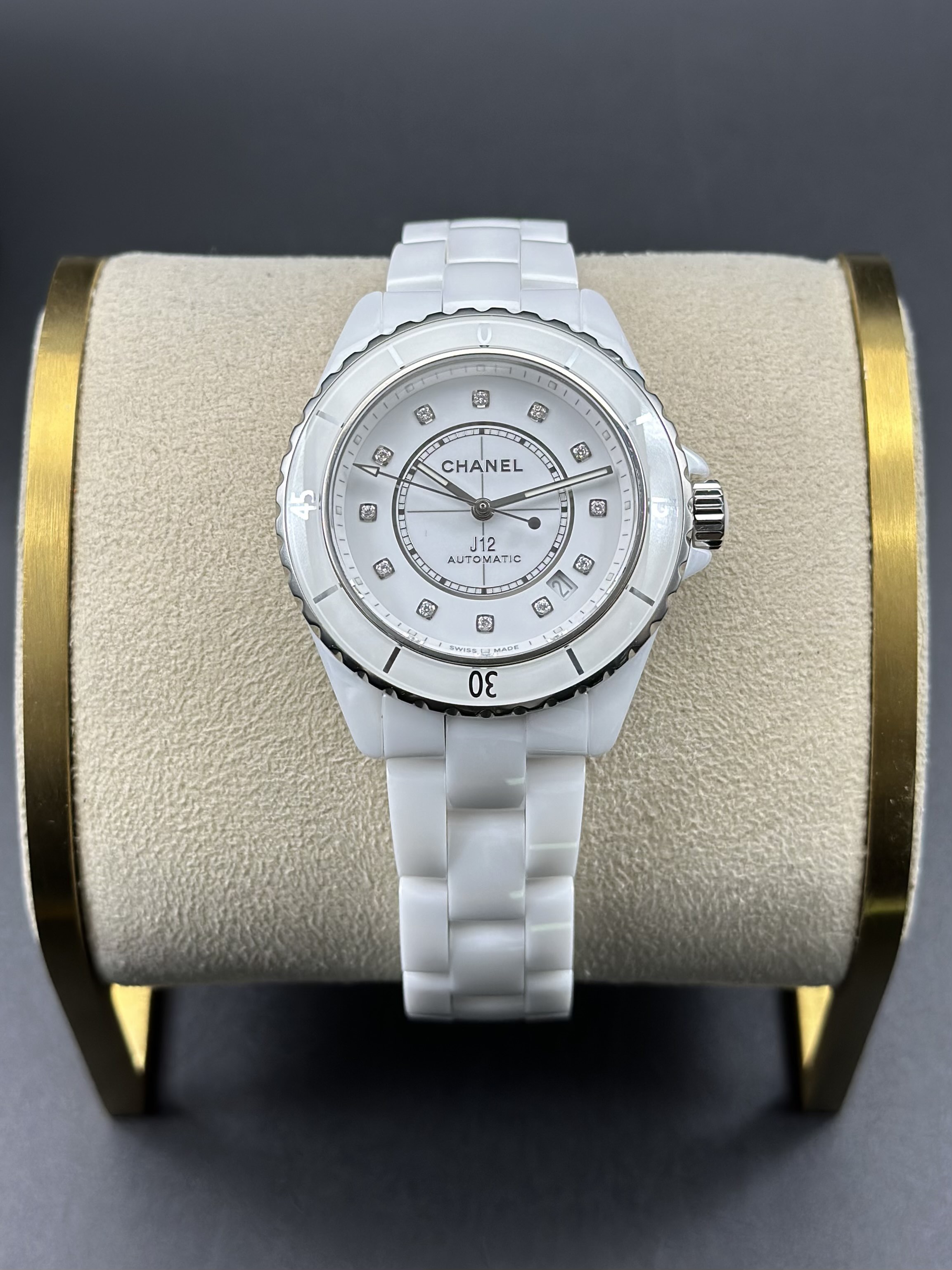 Chanel H5705