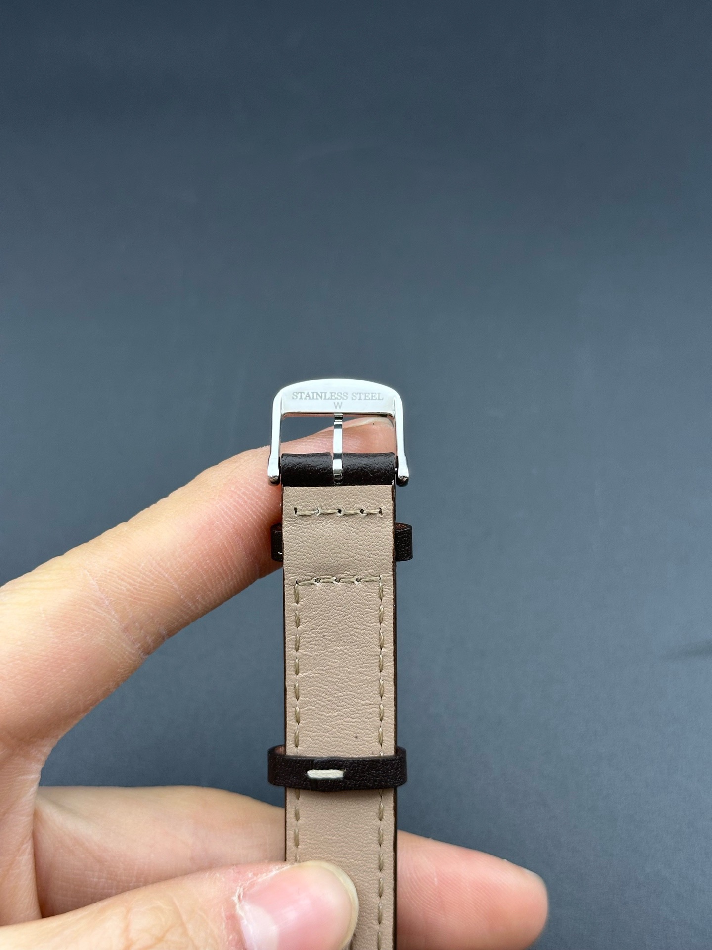 Longines L6.137.4.71.2 detail 5