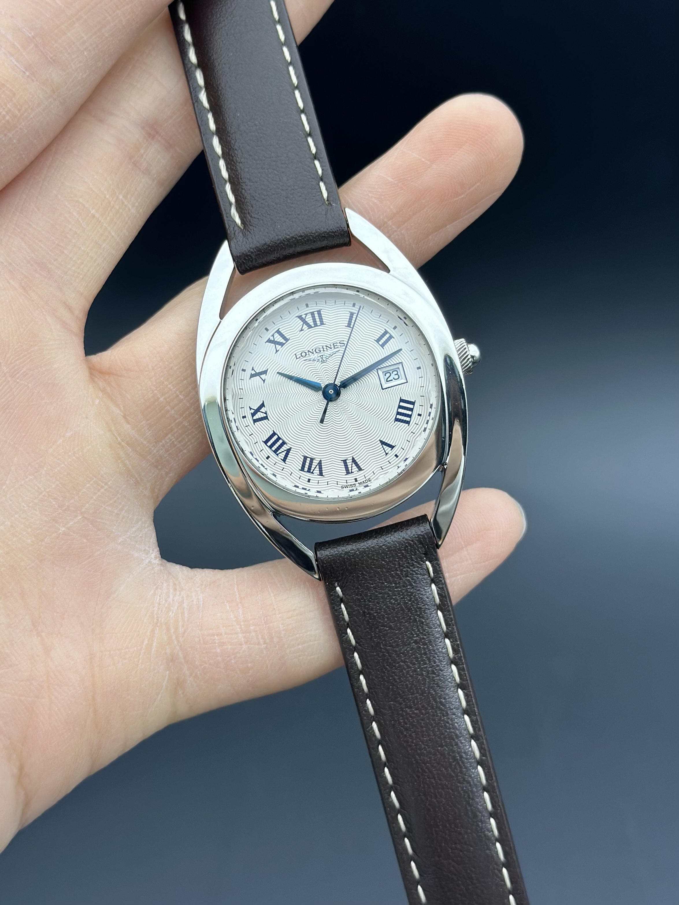 Longines L6.137.4.71.2 detail 7