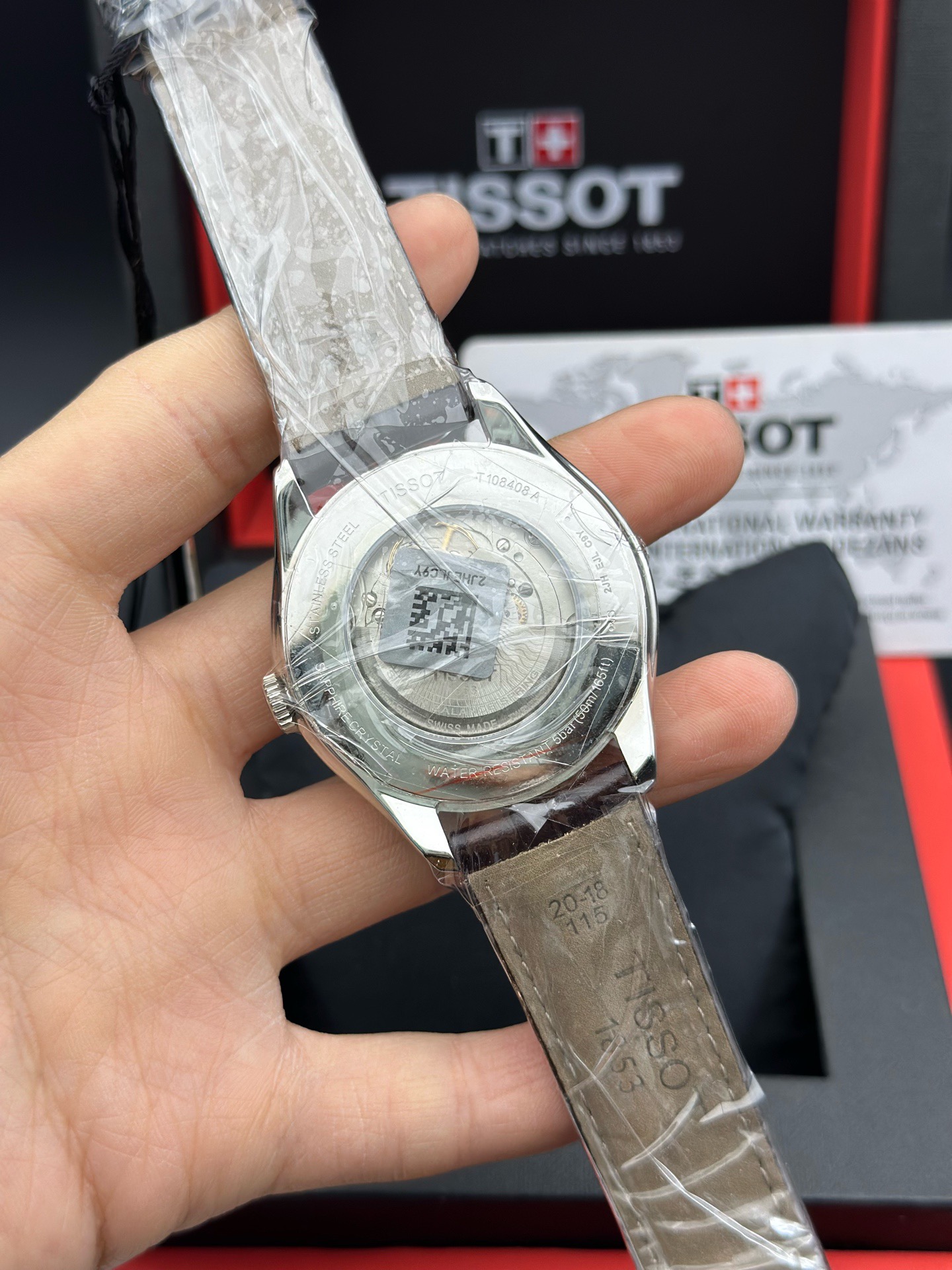 Tissot T108.408.16.037.00 detail 6