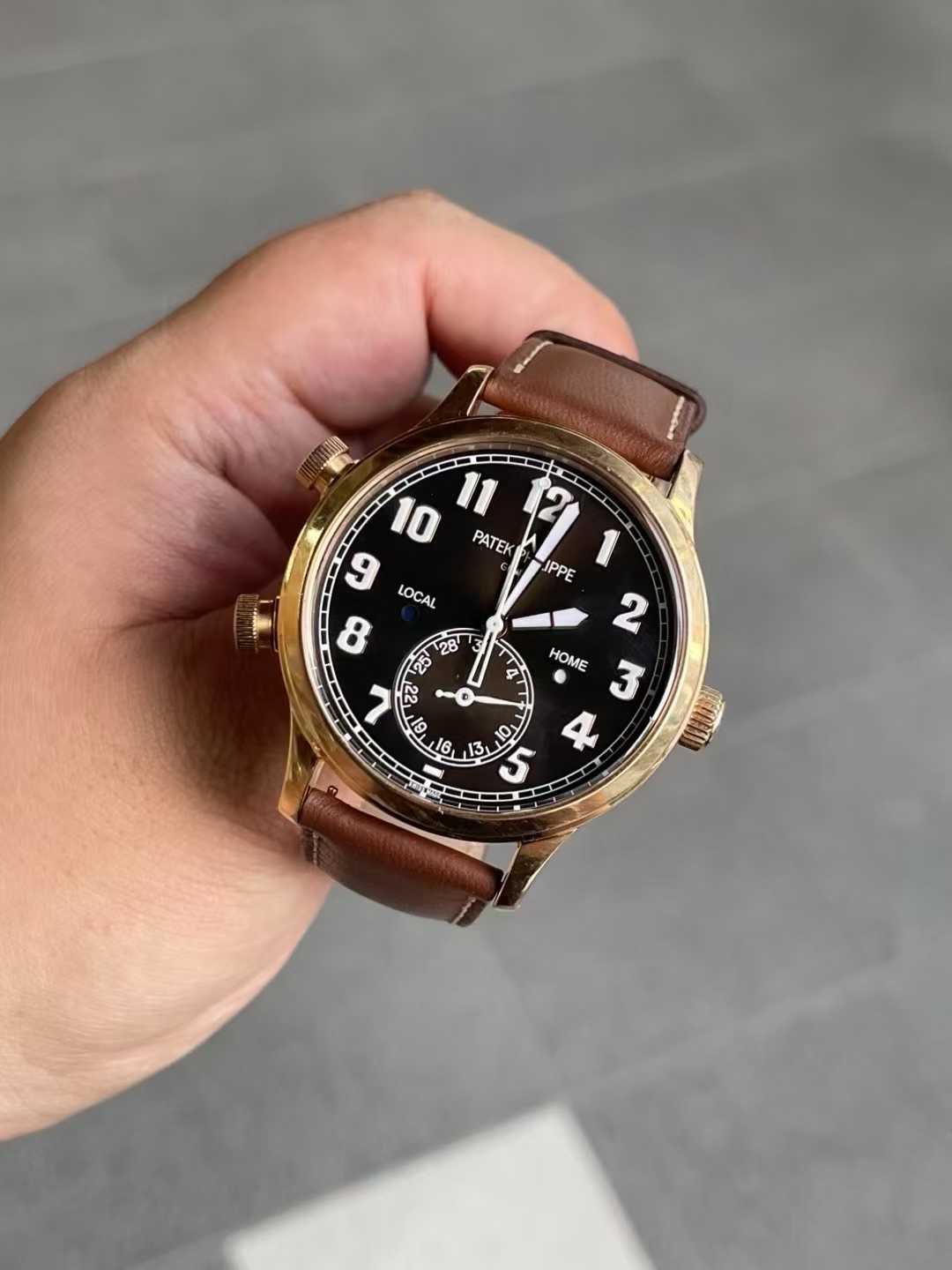 Patek Philippe 5524R-001 detail 2