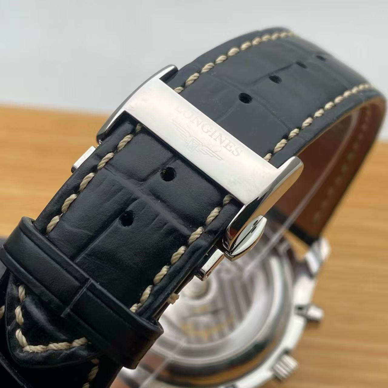Longines L2.673.4.92.0 detail 5