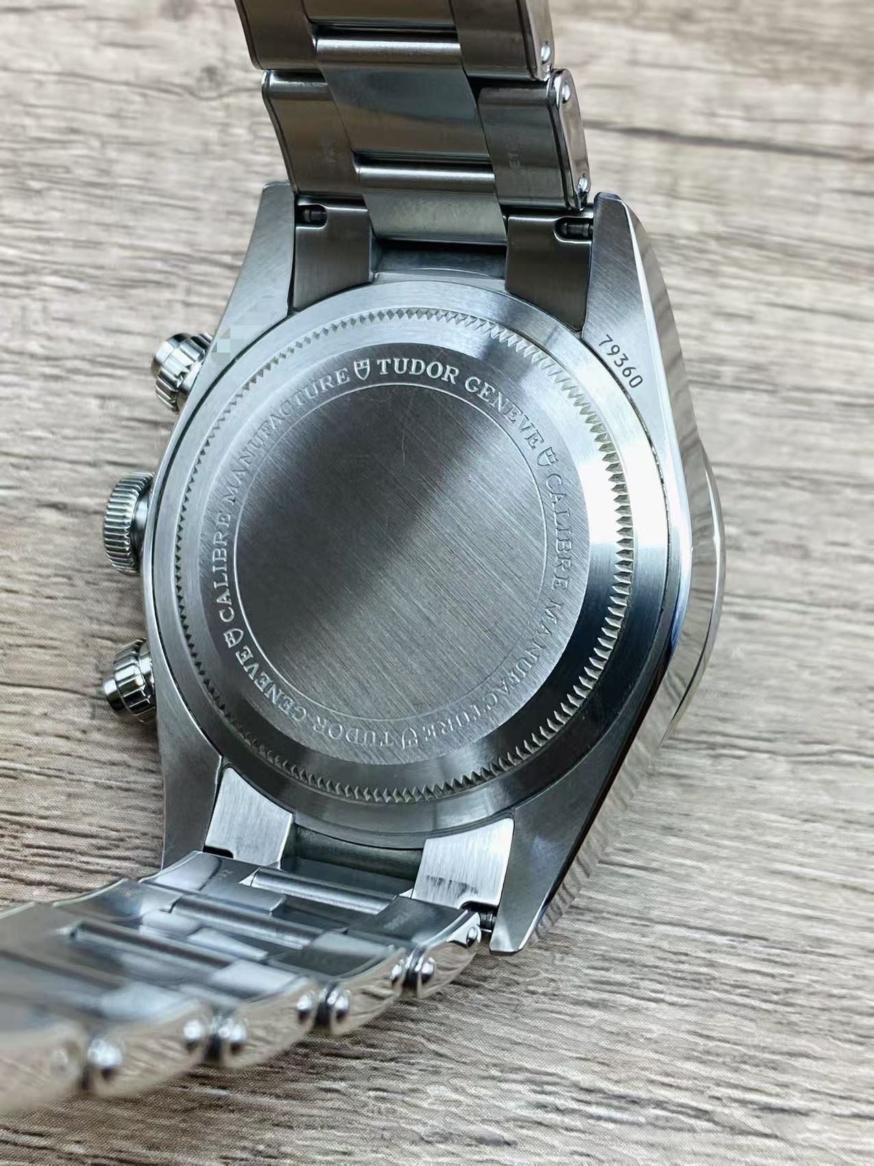 Tudor m79360n-0002 detail 5